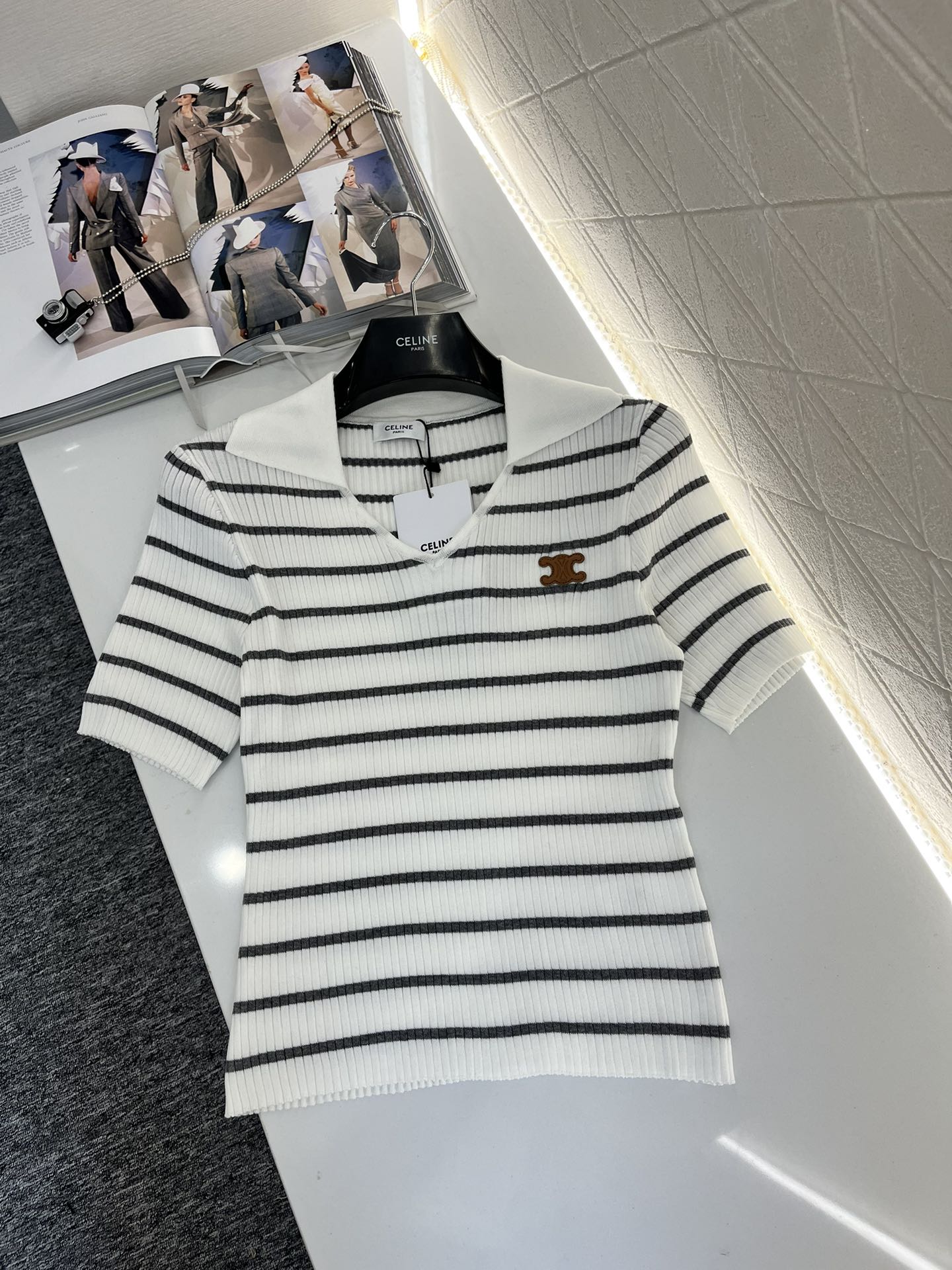 Haut en tricot rayé