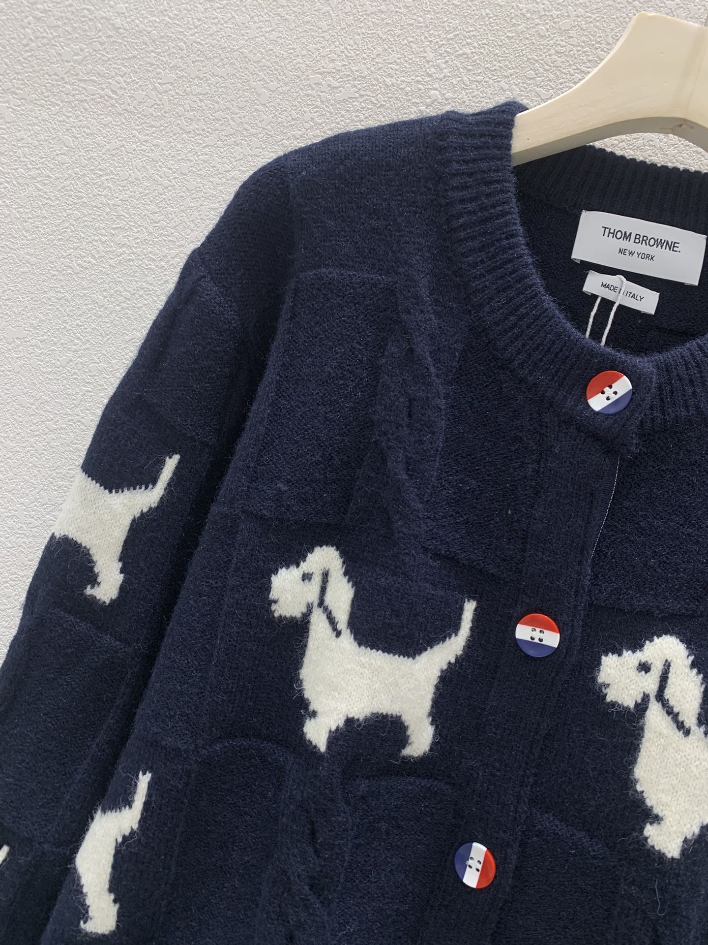 Cardigan ras du cou en tricot imprimé chiot