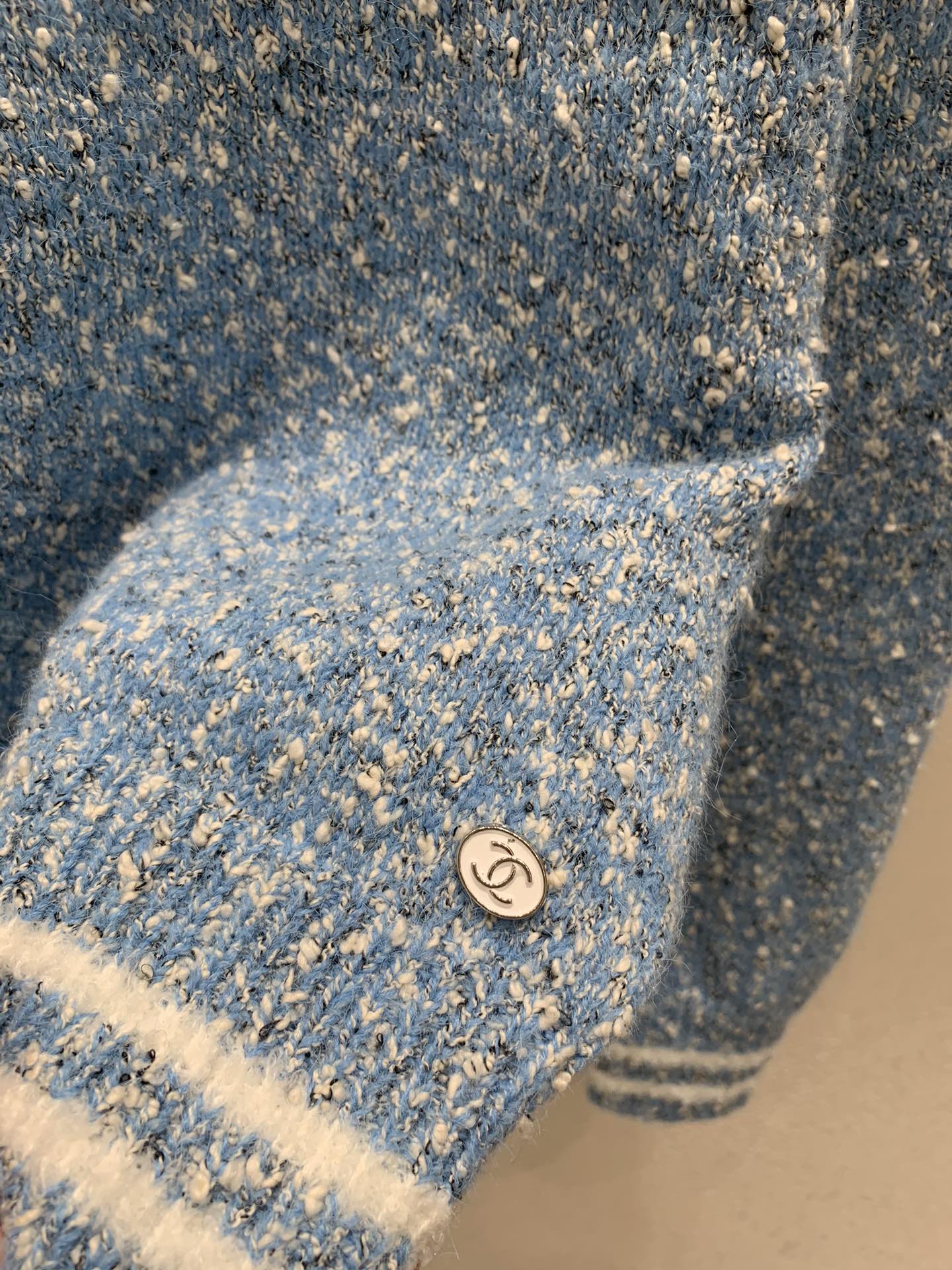 Pull ras du cou en tricot tissé