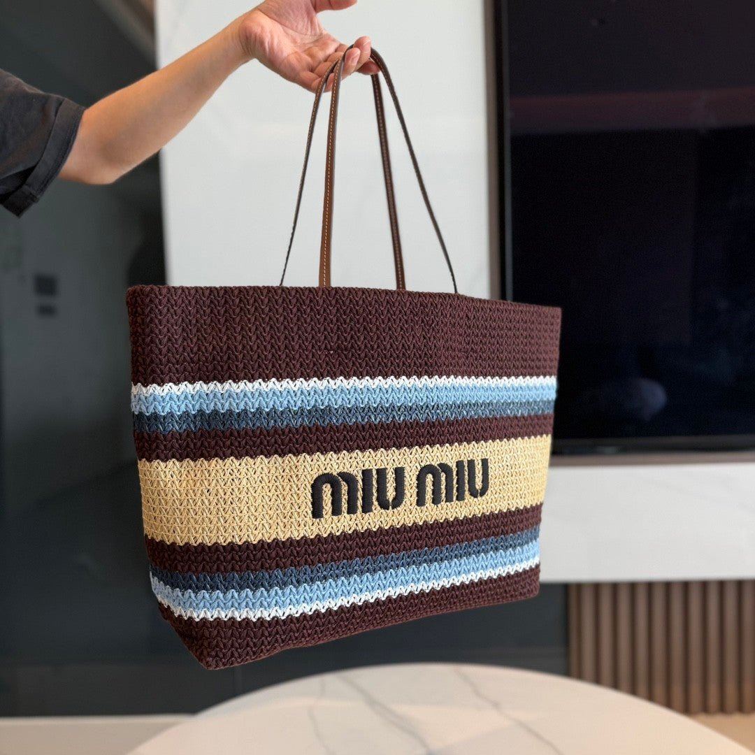 Sac fourre-tout en paille tissée à rayures