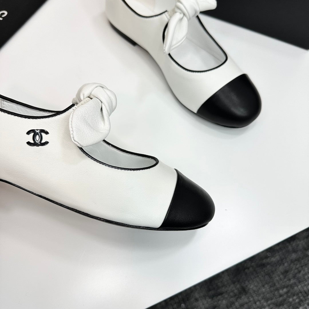 Bow-Accent Two-Tone Mary Jane Flats