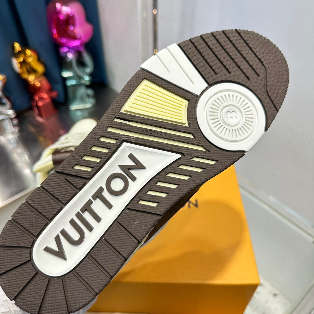 Trainer 2024 Laufsteg neues Modell