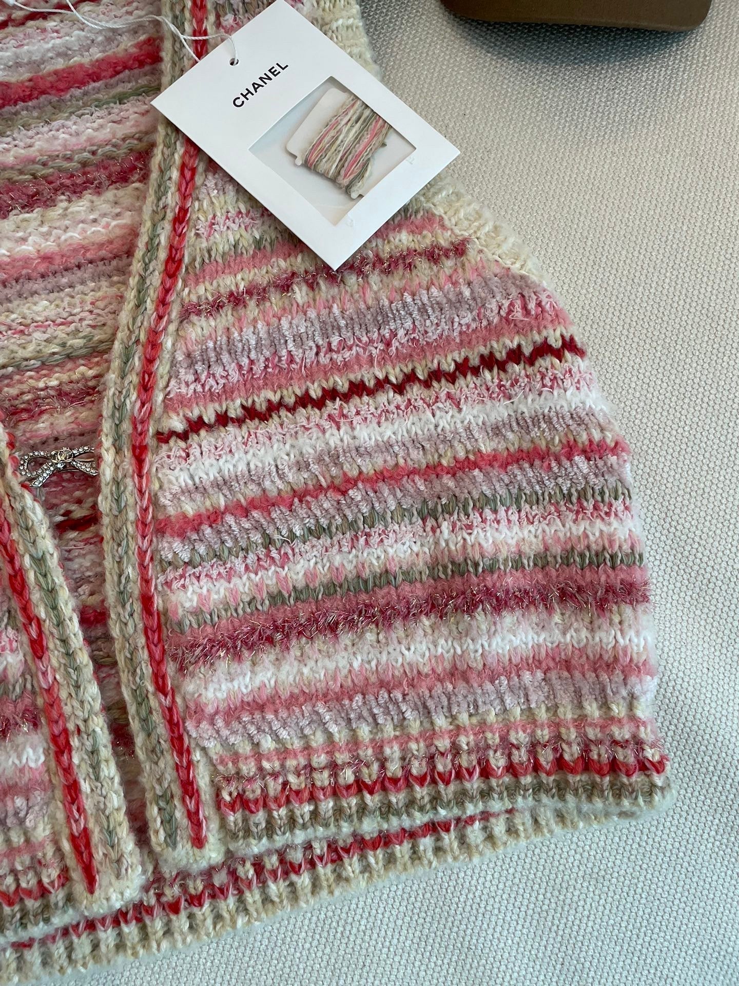 Strickweste mit Blockfarben-Streifen