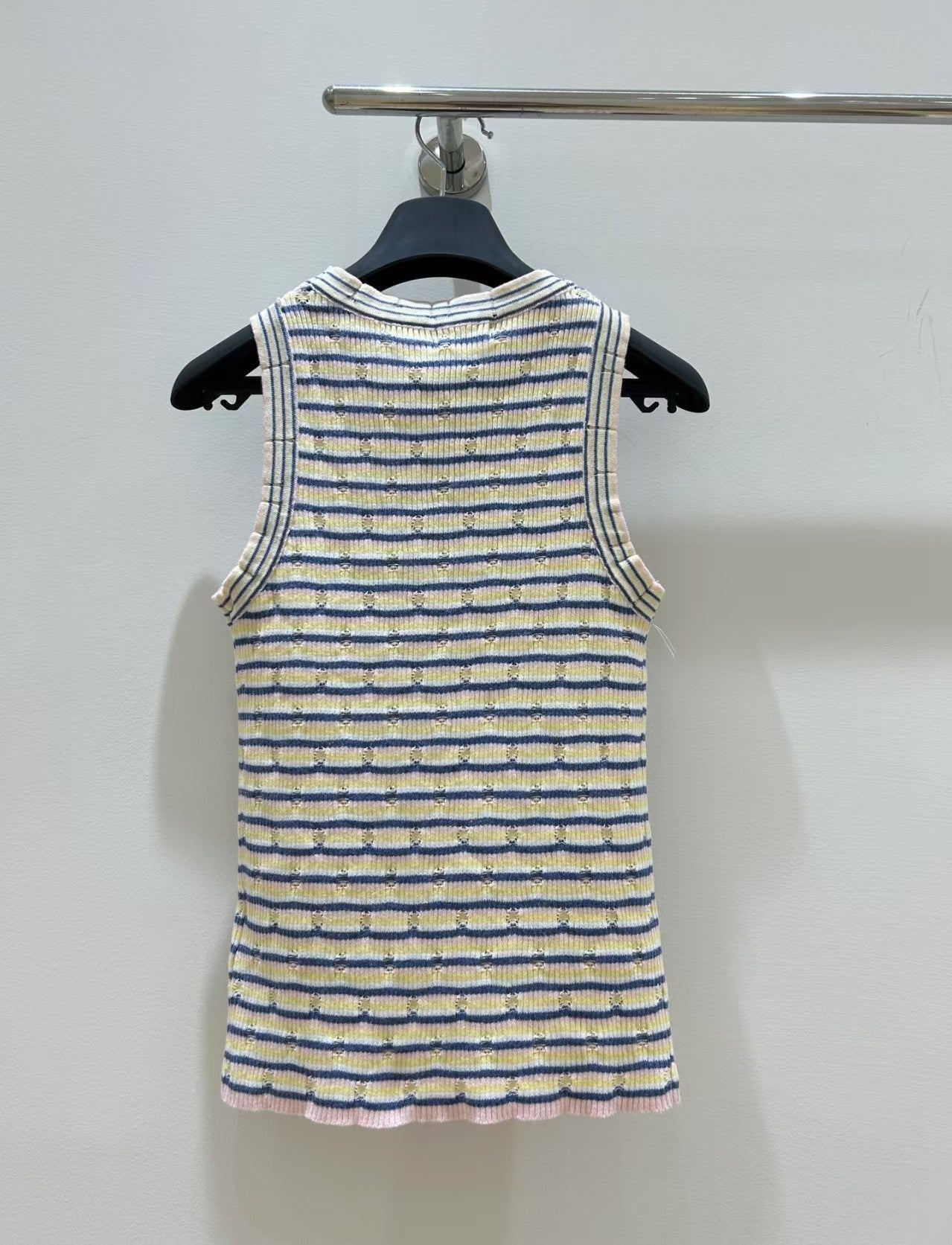 gilet sans manches rayé