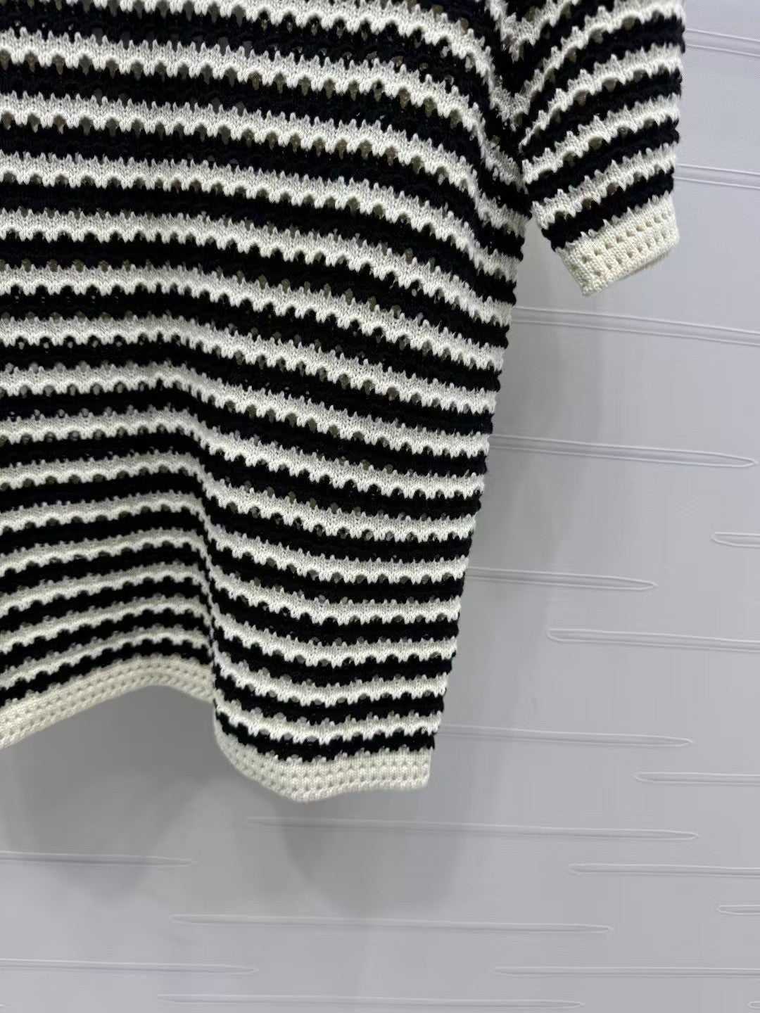 Manches courtes en tricot rayé
