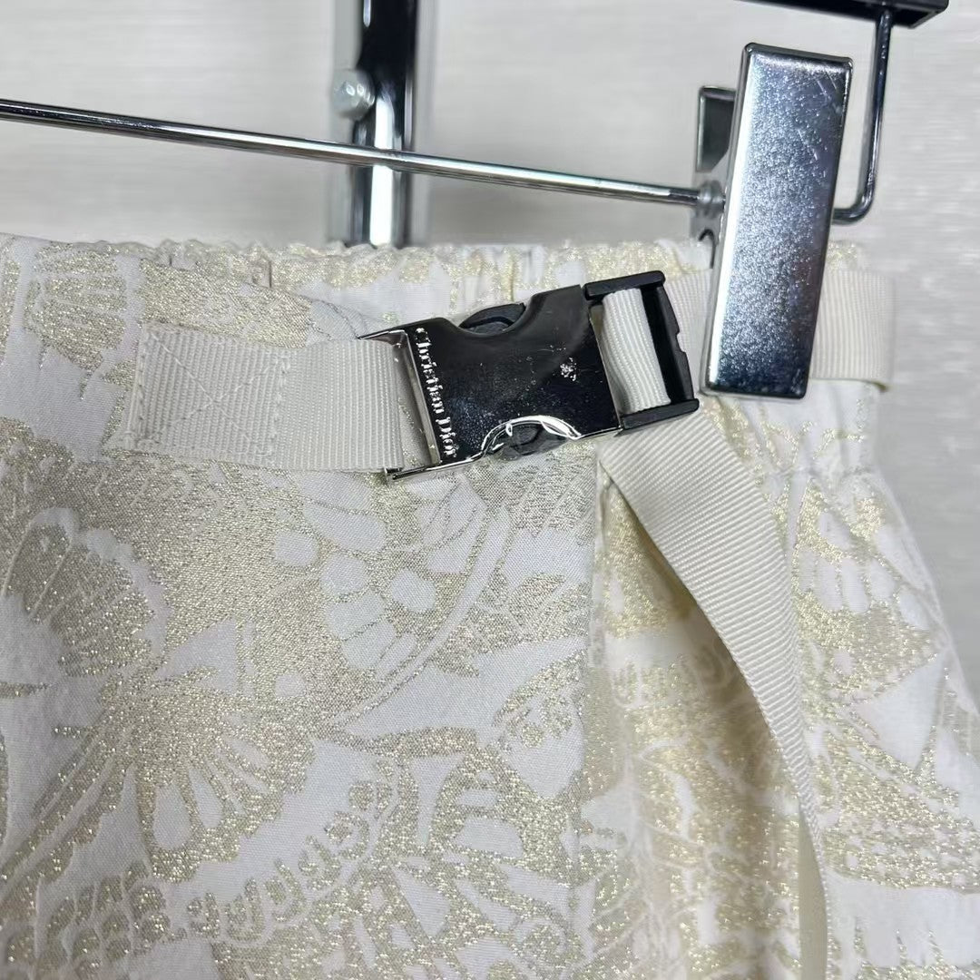 25SS Goldfarbener Schmetterlingsrock mit elastischer Taille