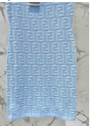 25 neue Westenkleider