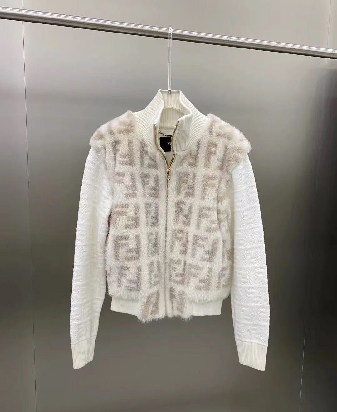 25 neue Strickjacken