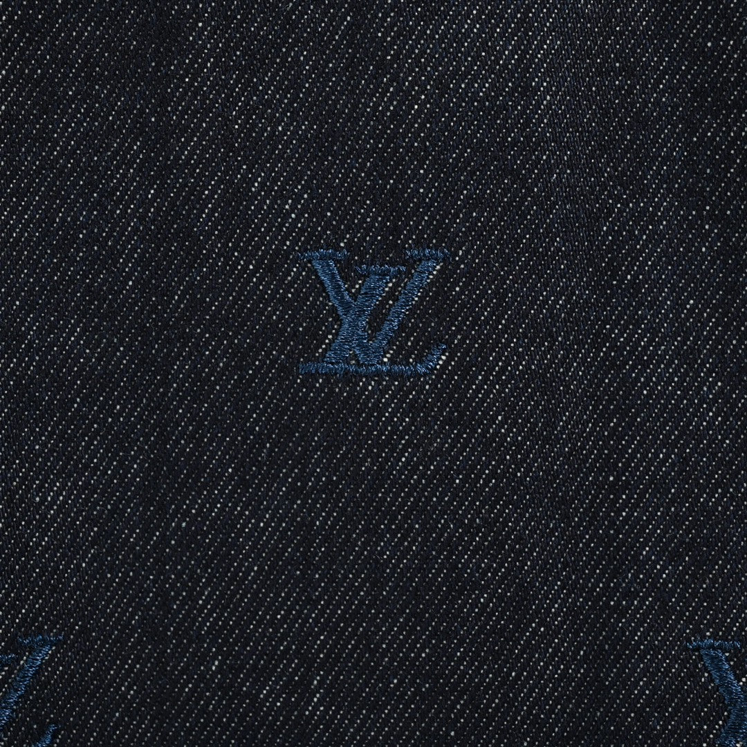 Ensemble jean entièrement brodé avec logo 24Fw