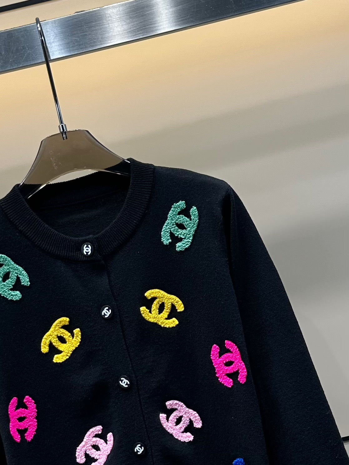 25 Early Autumn New Three-Dimensional Platinum Embroidery Knitted Cardigan