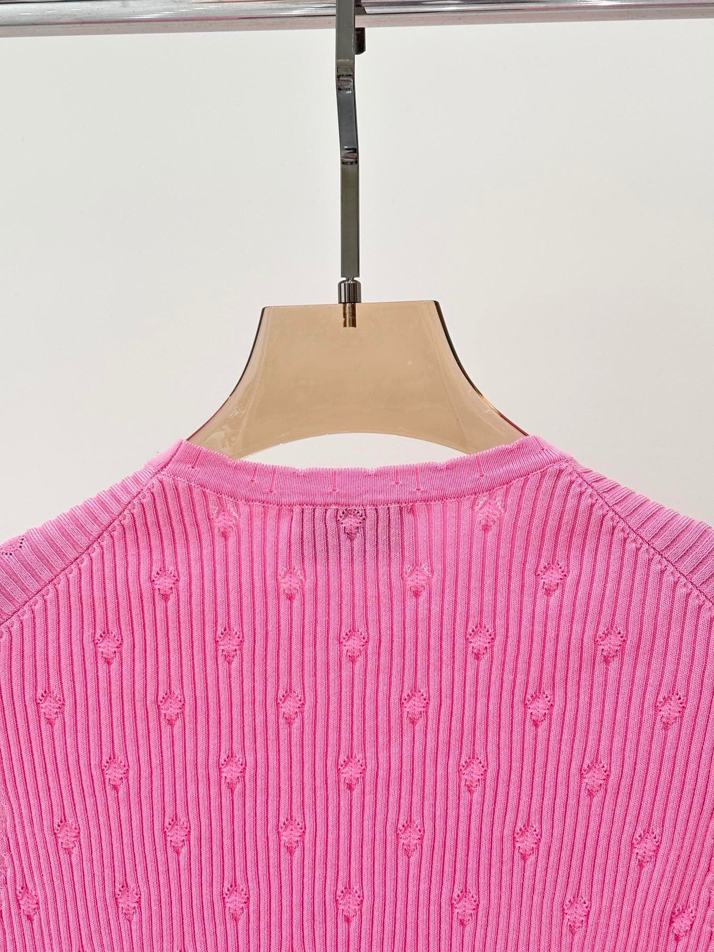 Simple slim fit knitted short sleeves