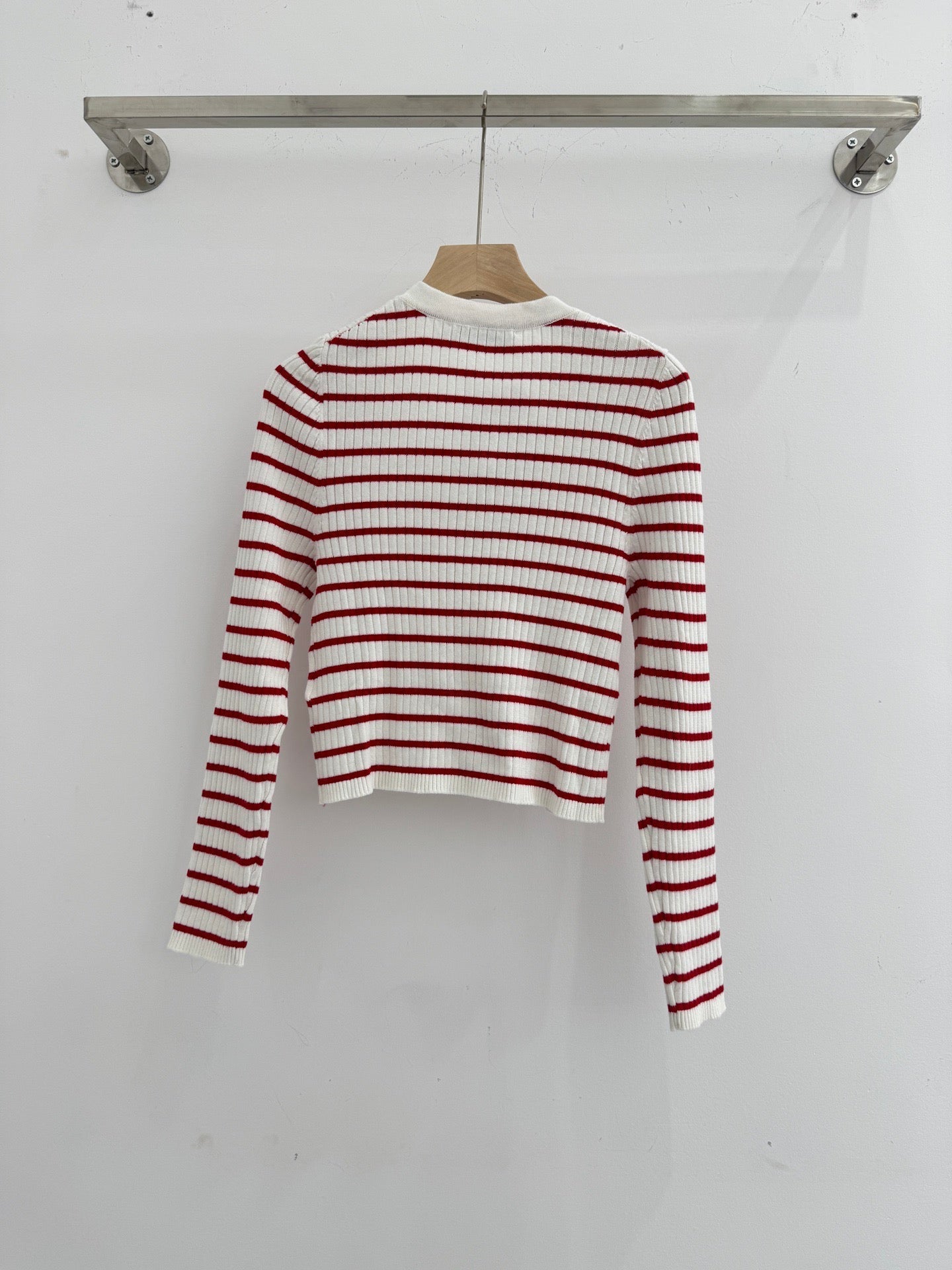 25 Spring and Autumn new style, striped knitted small cardigan
