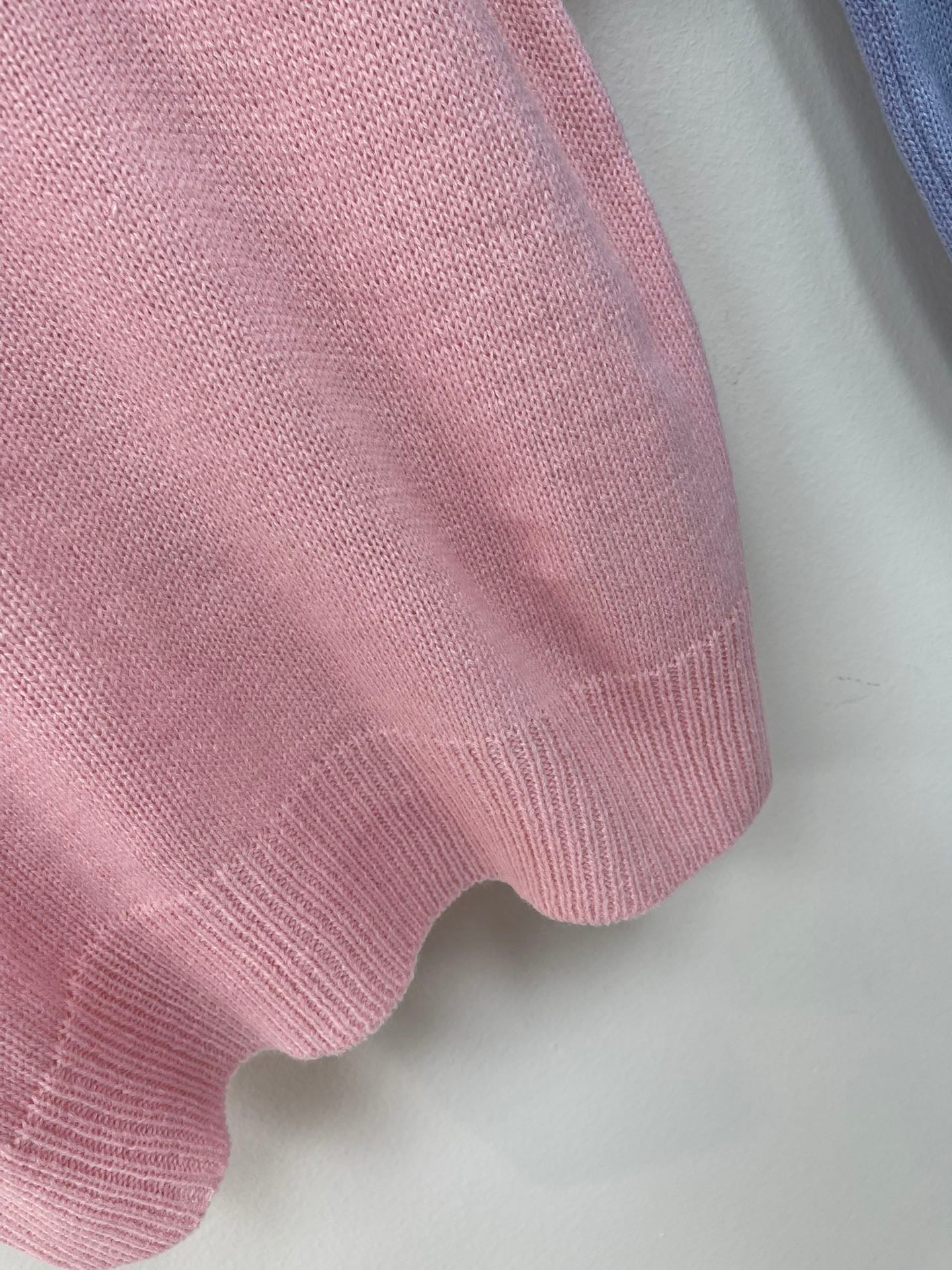 Sequined round neck long sleeve knitted