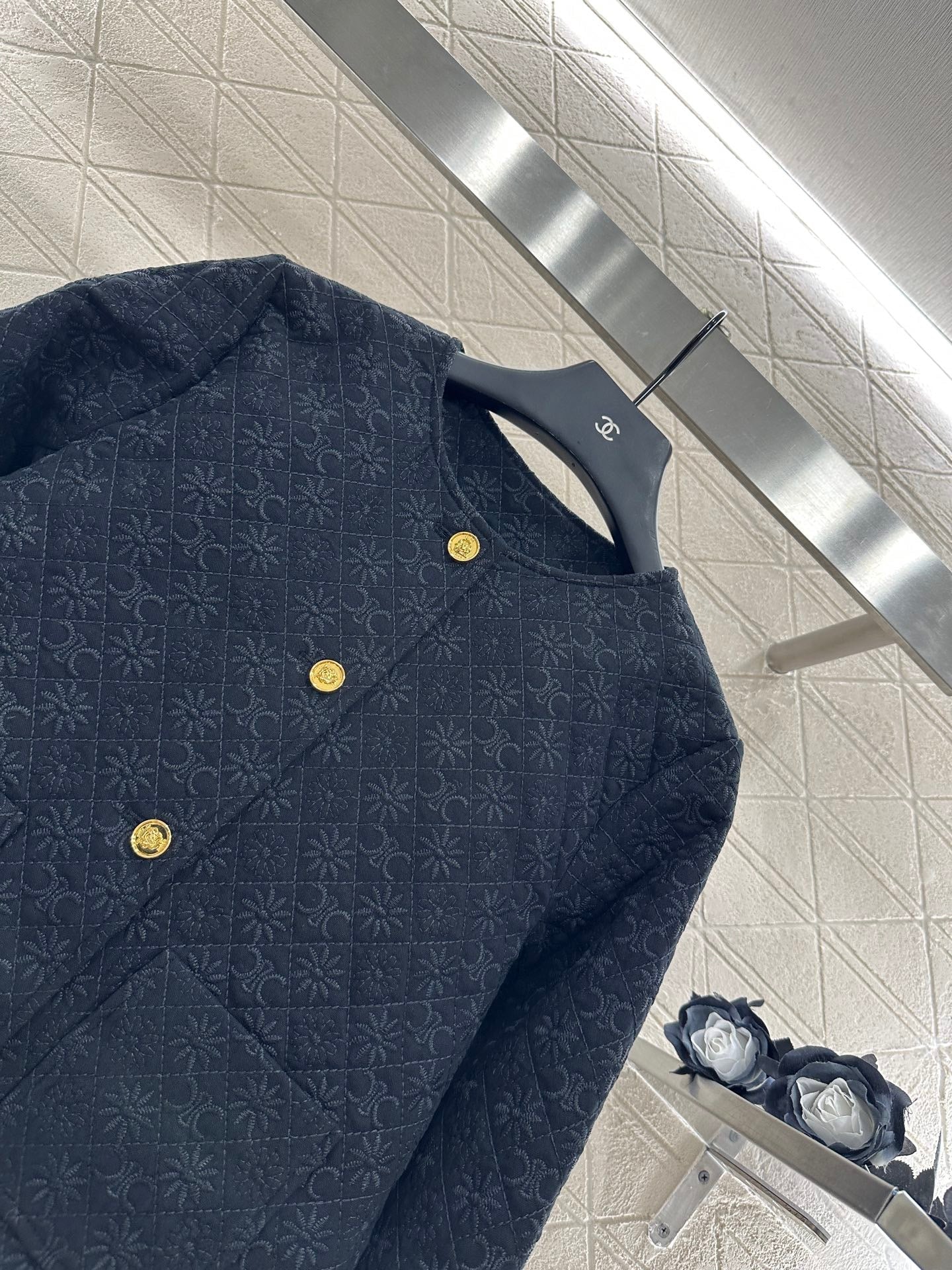 Round neck jacquard