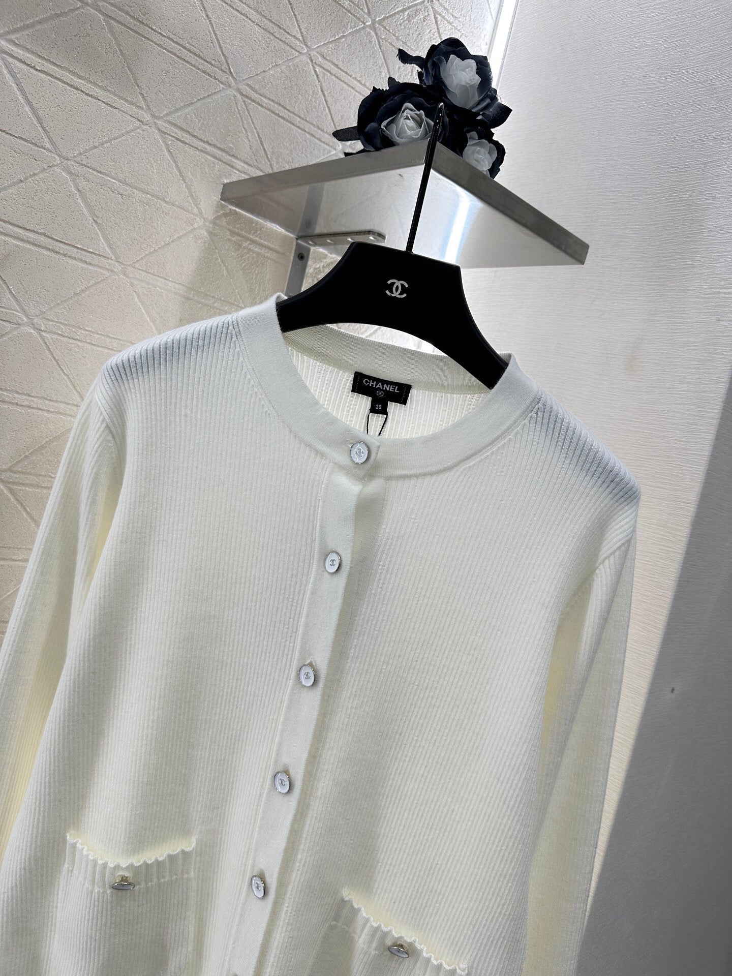Contrast color panel knitted cardigan