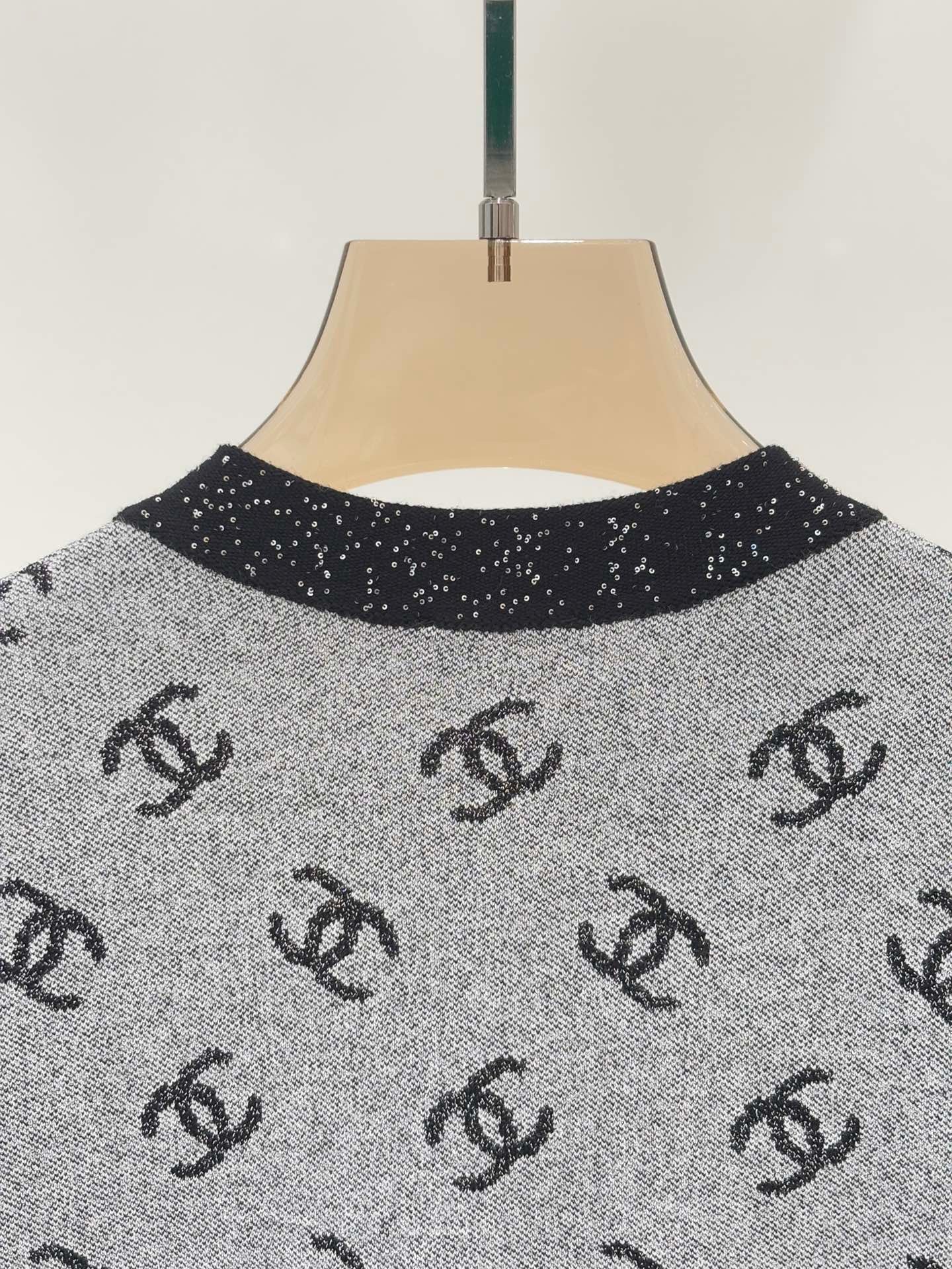 short sleeves25 new summer round neck letters