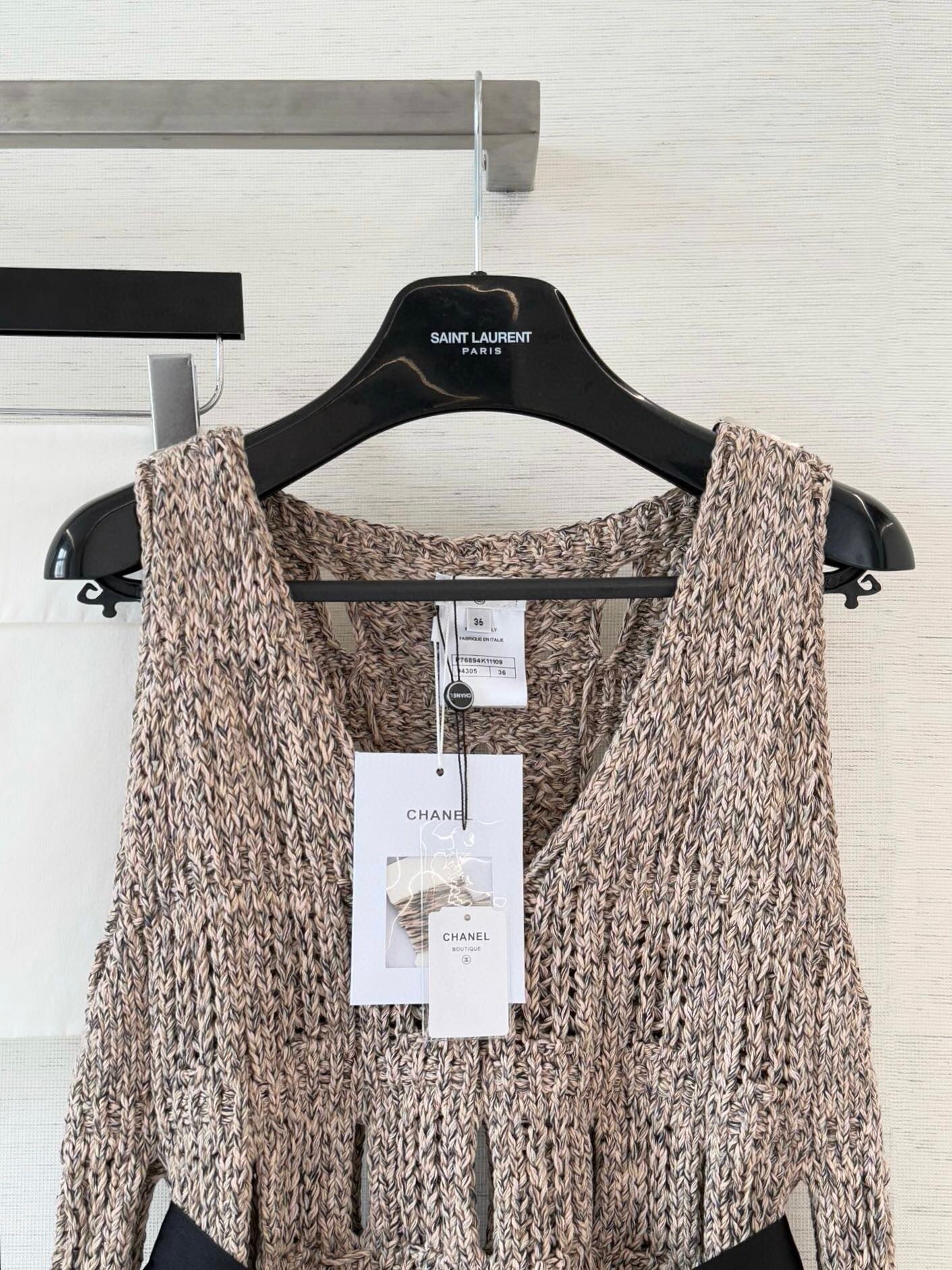 Nouvelle camisole teinte sur mesure de la série Butterfly