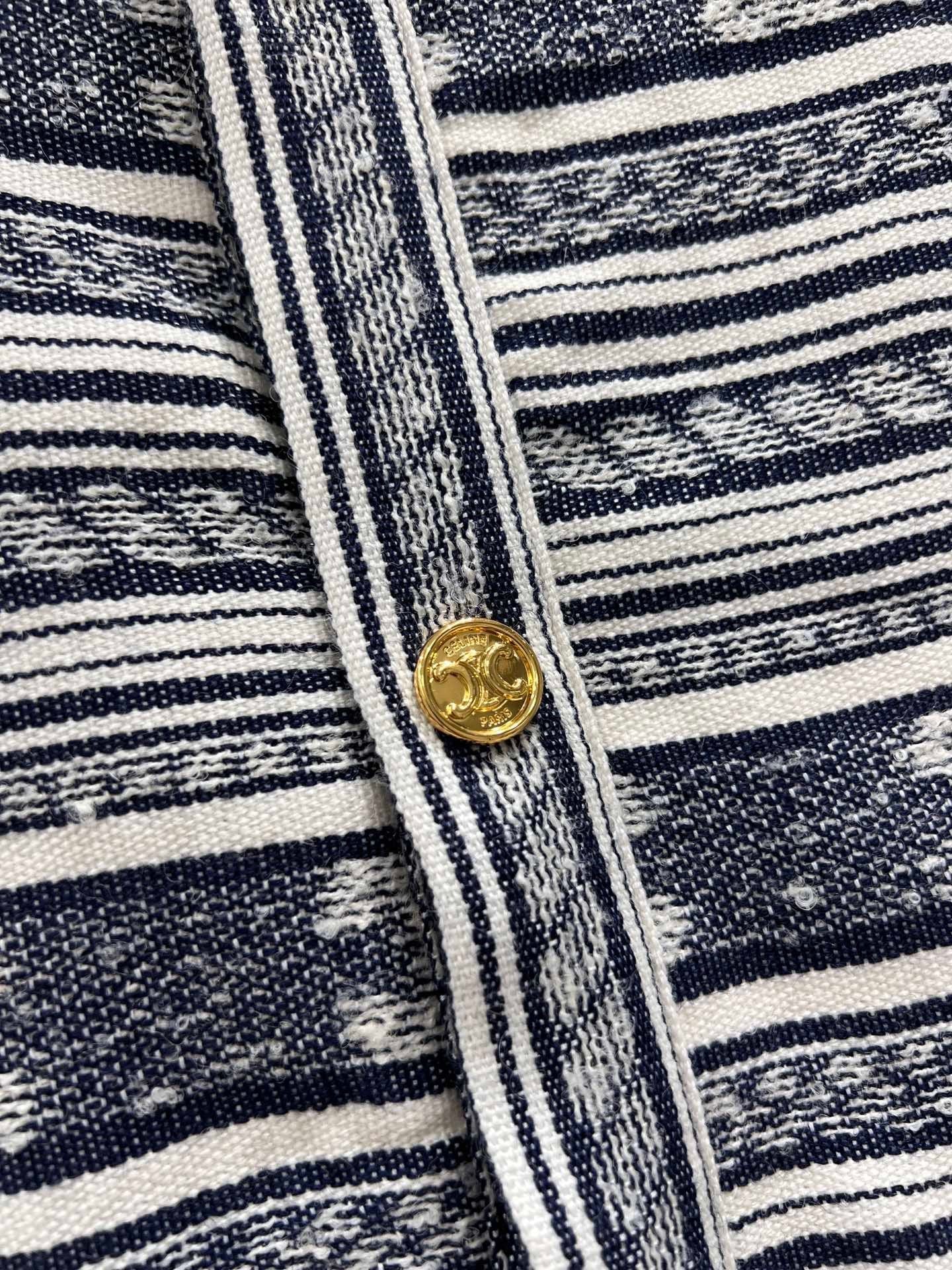 25Fw Frühherbst neue gestreifte Logo-Jacquard-Einreiherjacke mit rundem Kragen