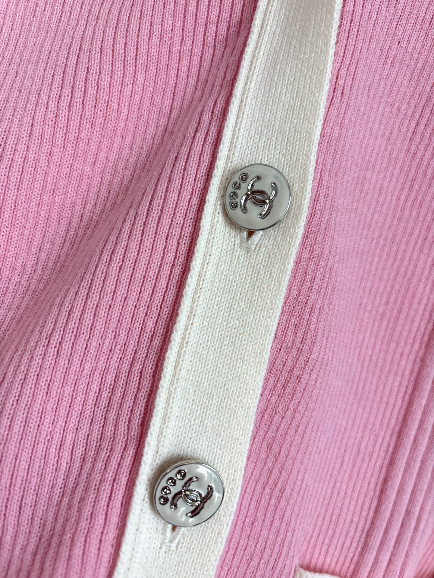 Strandkollektion, Rosa Strickjacke