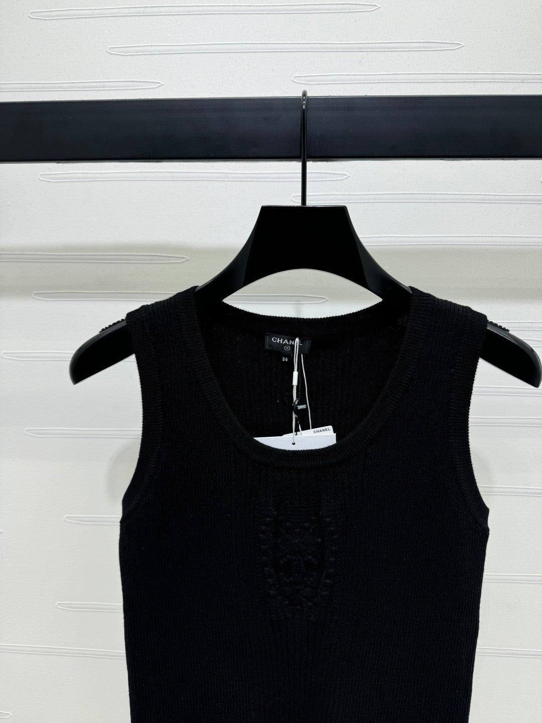 25 New Love Knitted Vest