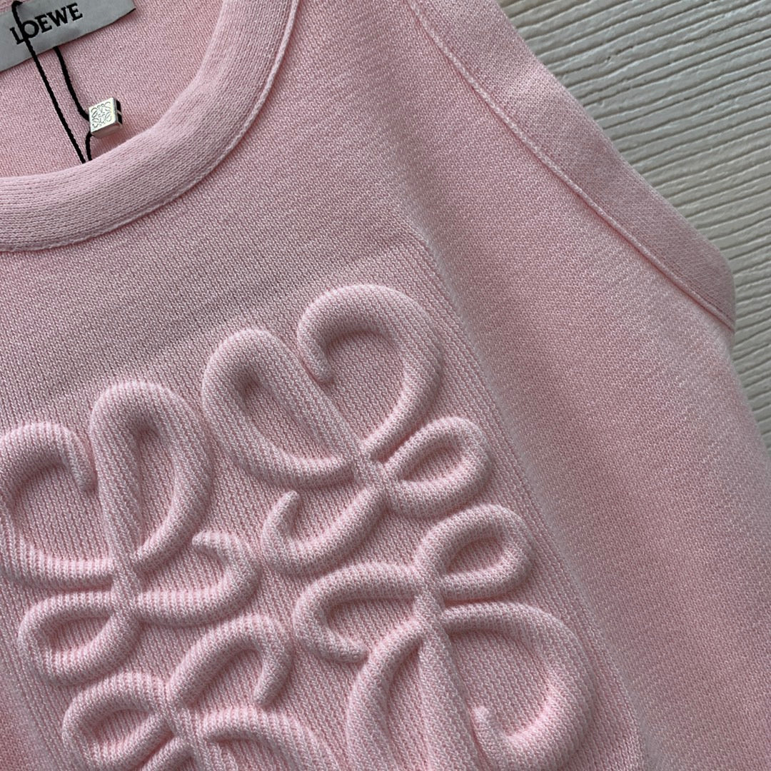 Embossed slim-fit stretch-knit vest