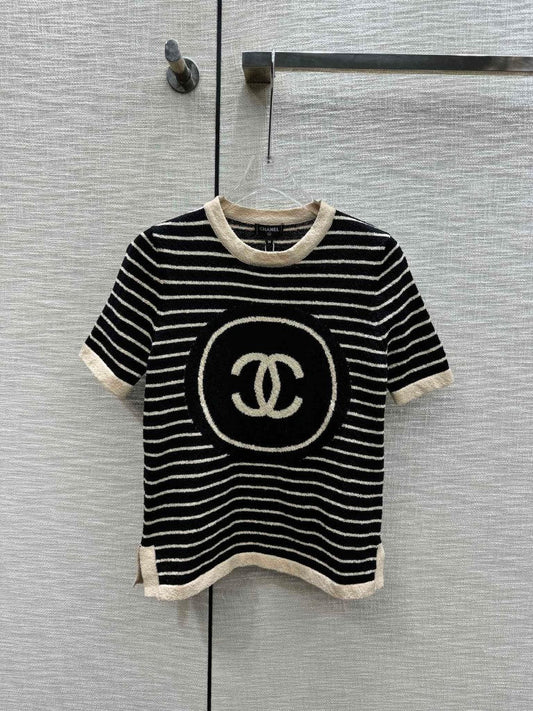 manches courtes en tricot rayé