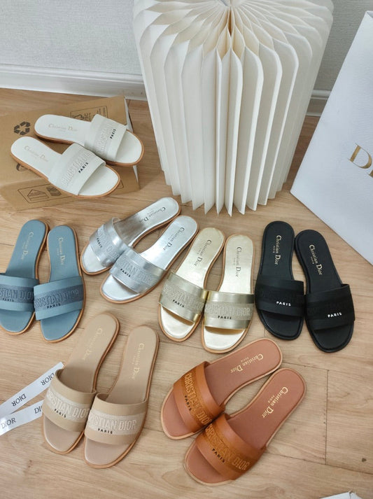 🔅2024 printemps et été nouvelles chaussures pour femmes avec logo brodé lettre CD 