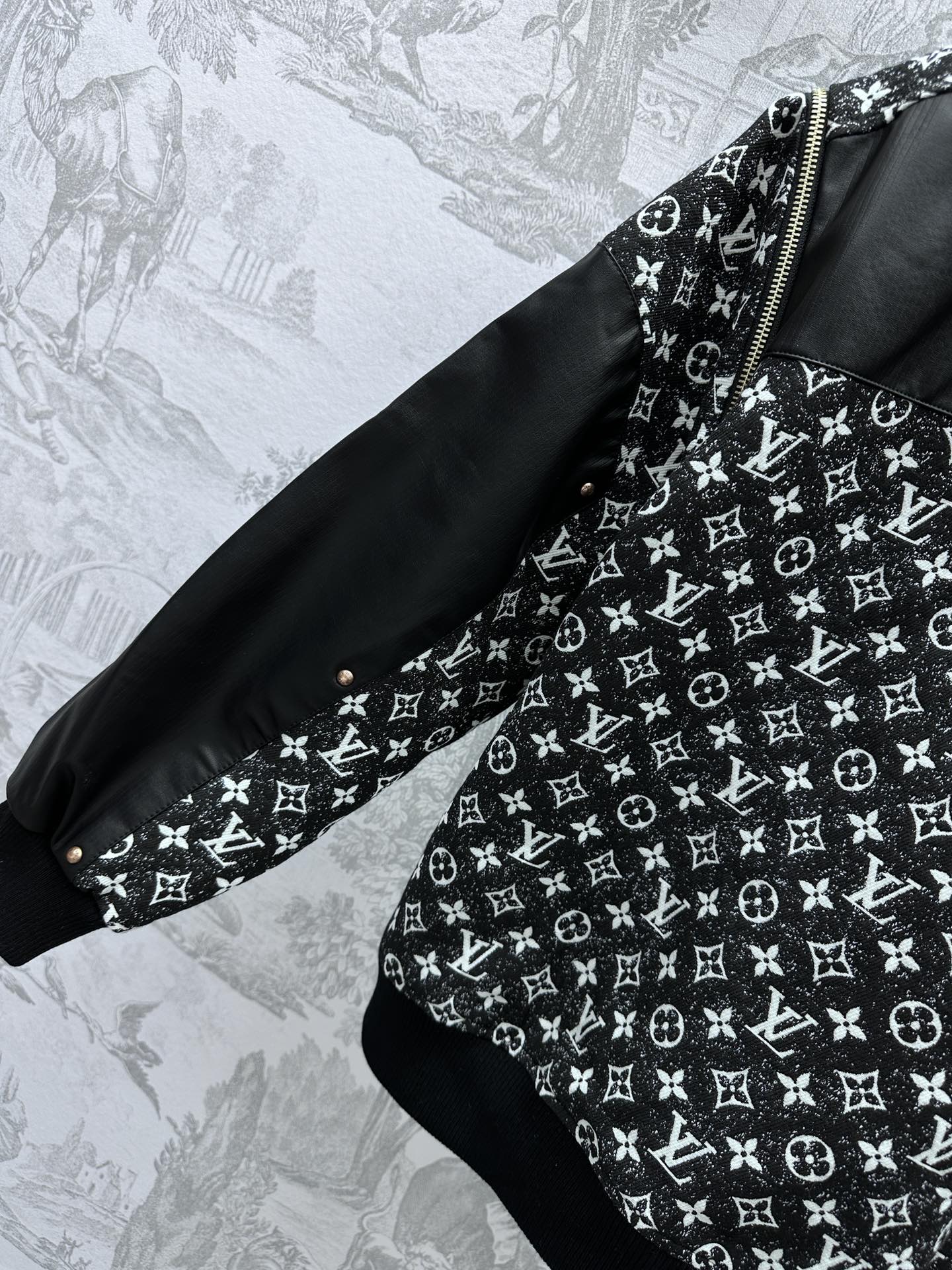 Veste en cuir bidirectionnelle