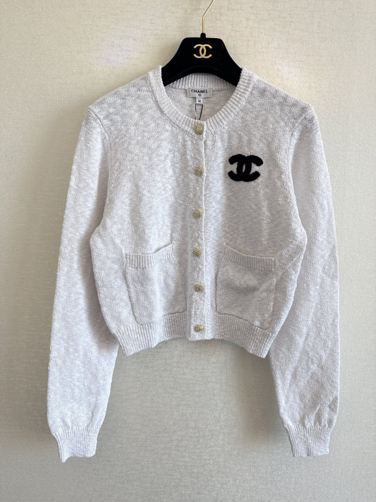 Cardigan en tricot rayé
