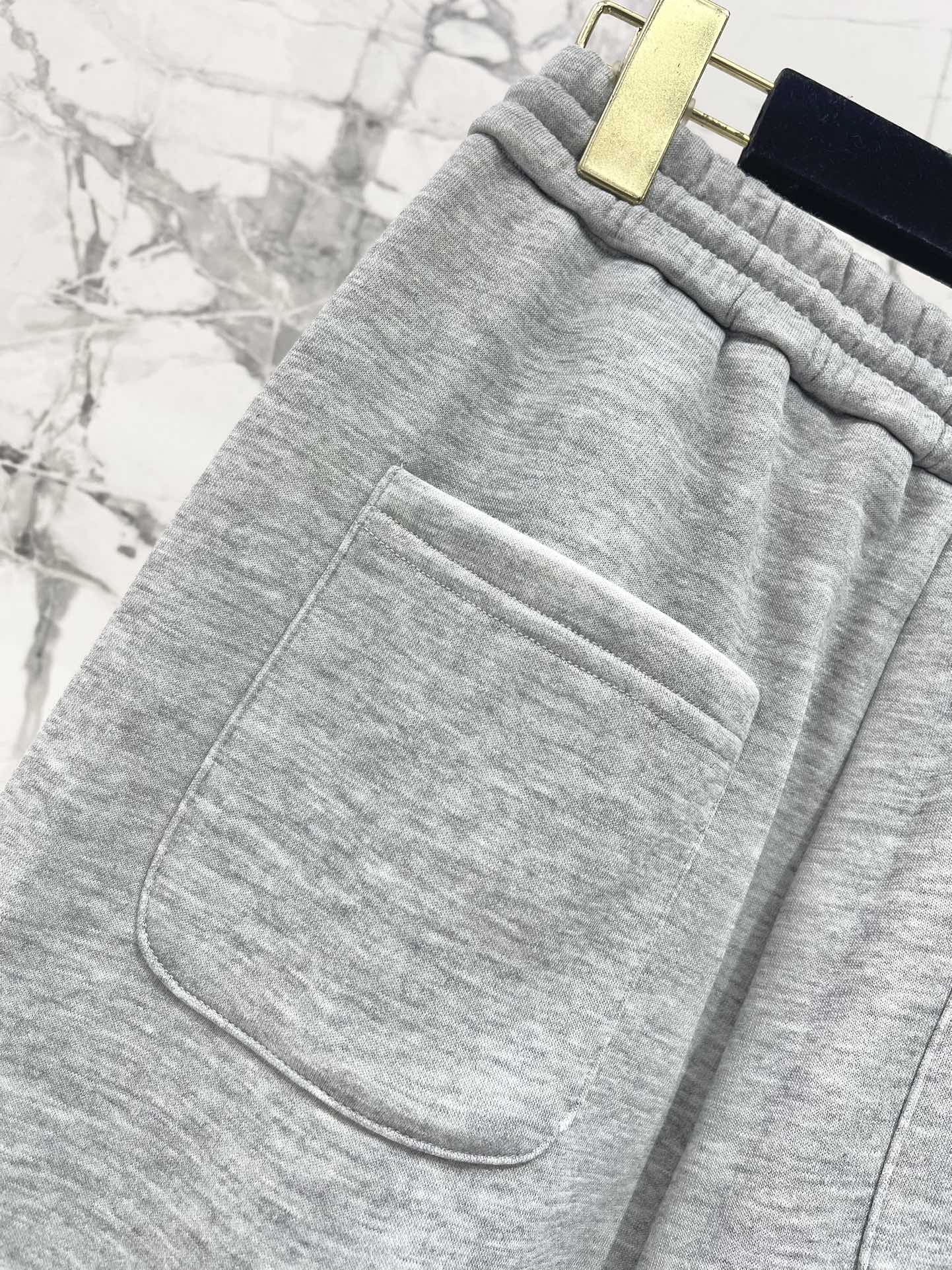 Pantalon de survêtement en peluche à taille serrée et jambe droite
