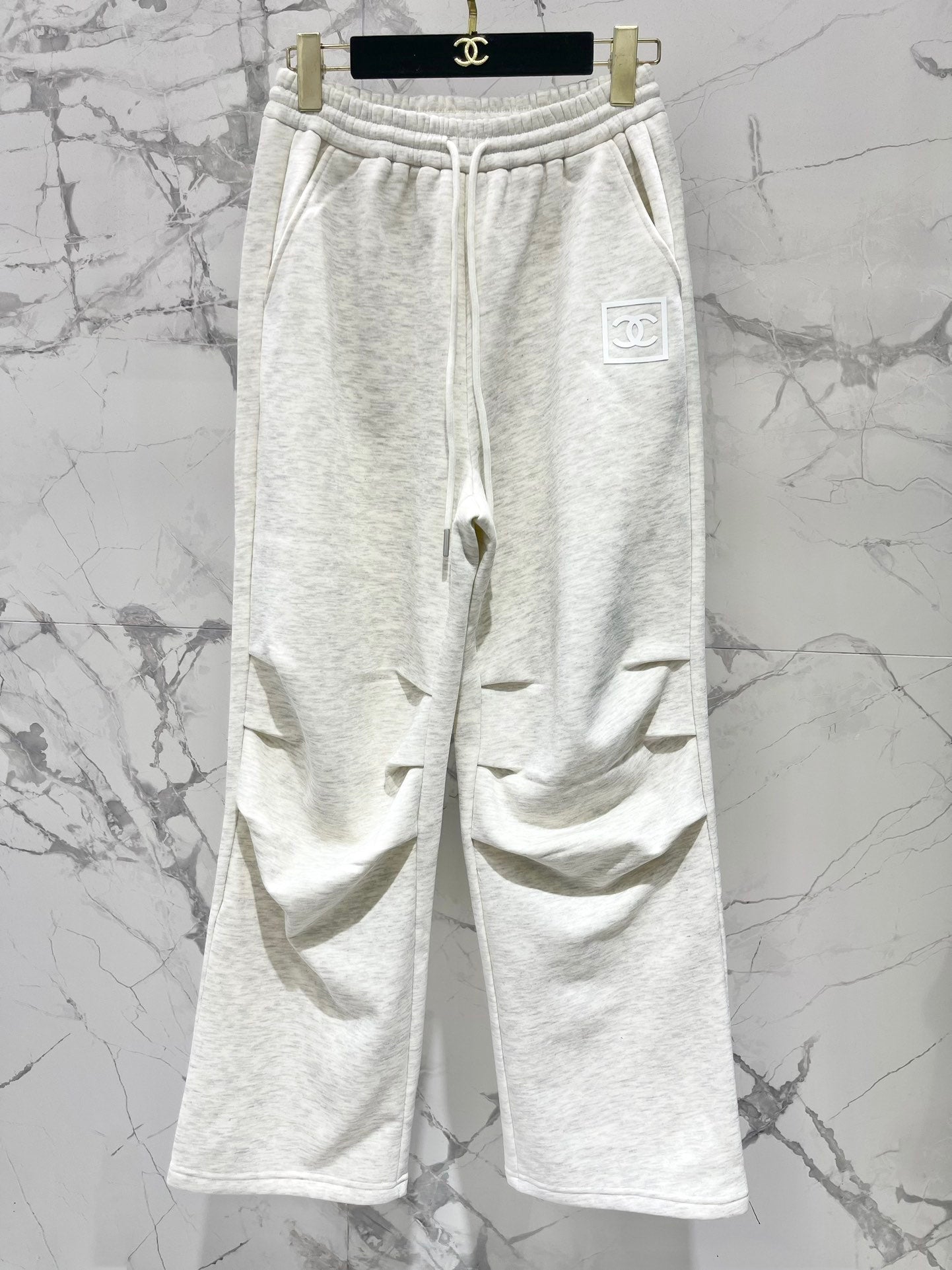 Pantalon de survêtement en peluche à taille serrée et jambe droite
