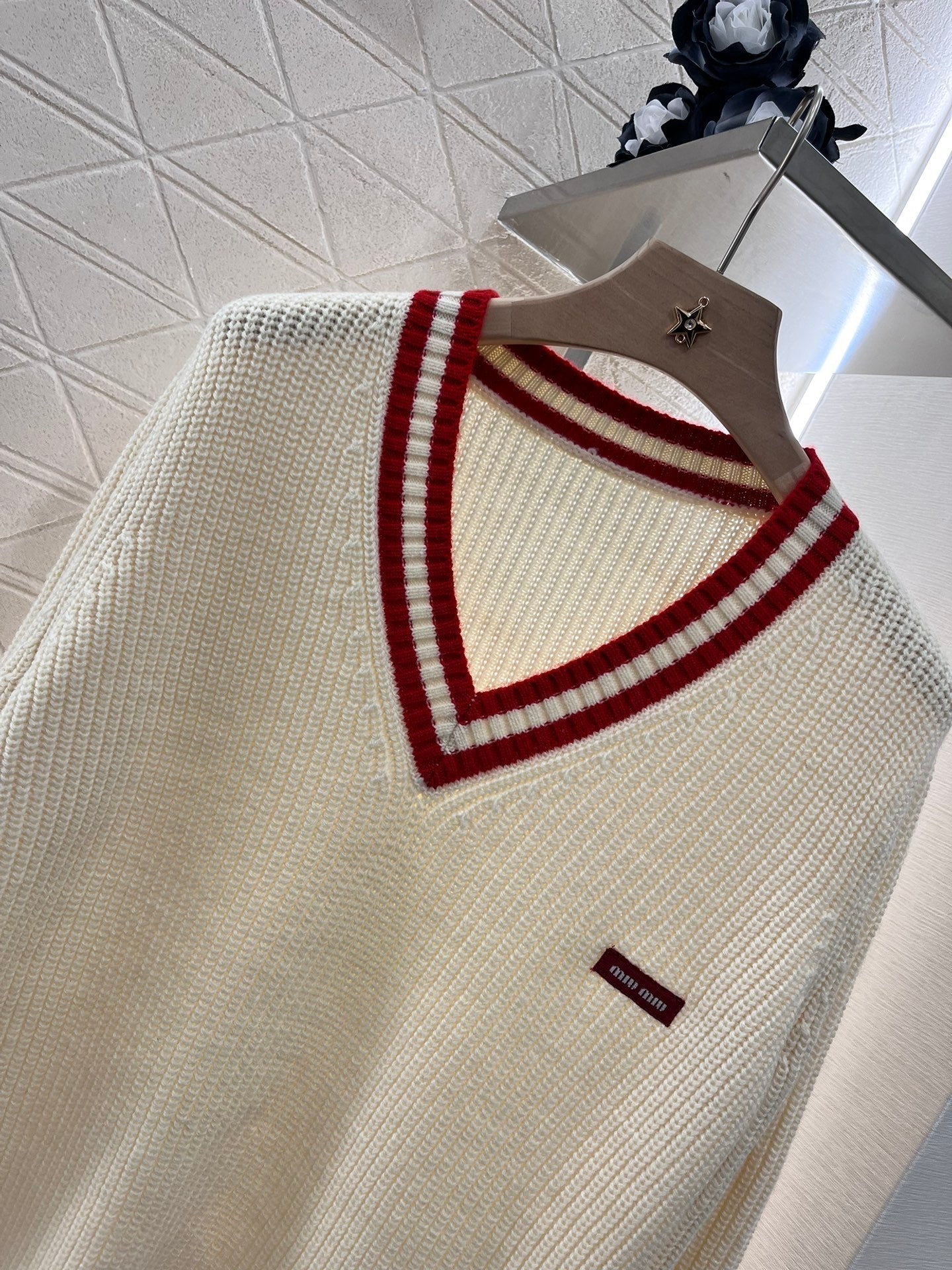 Pull en maille à col en V pour collège