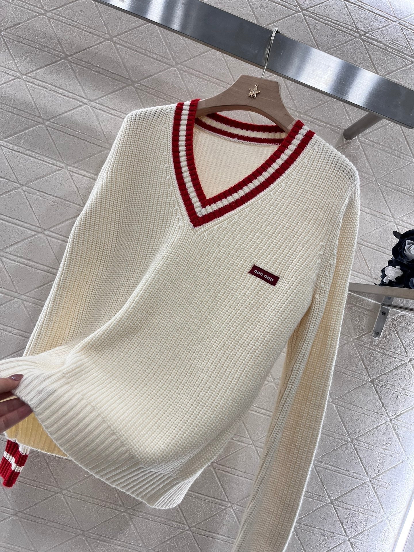 Pull en maille à col en V pour collège