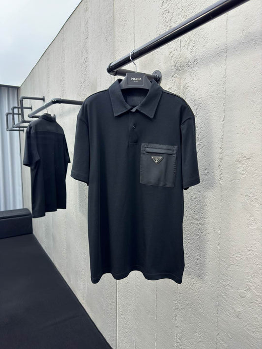 Polo à poche zippée
