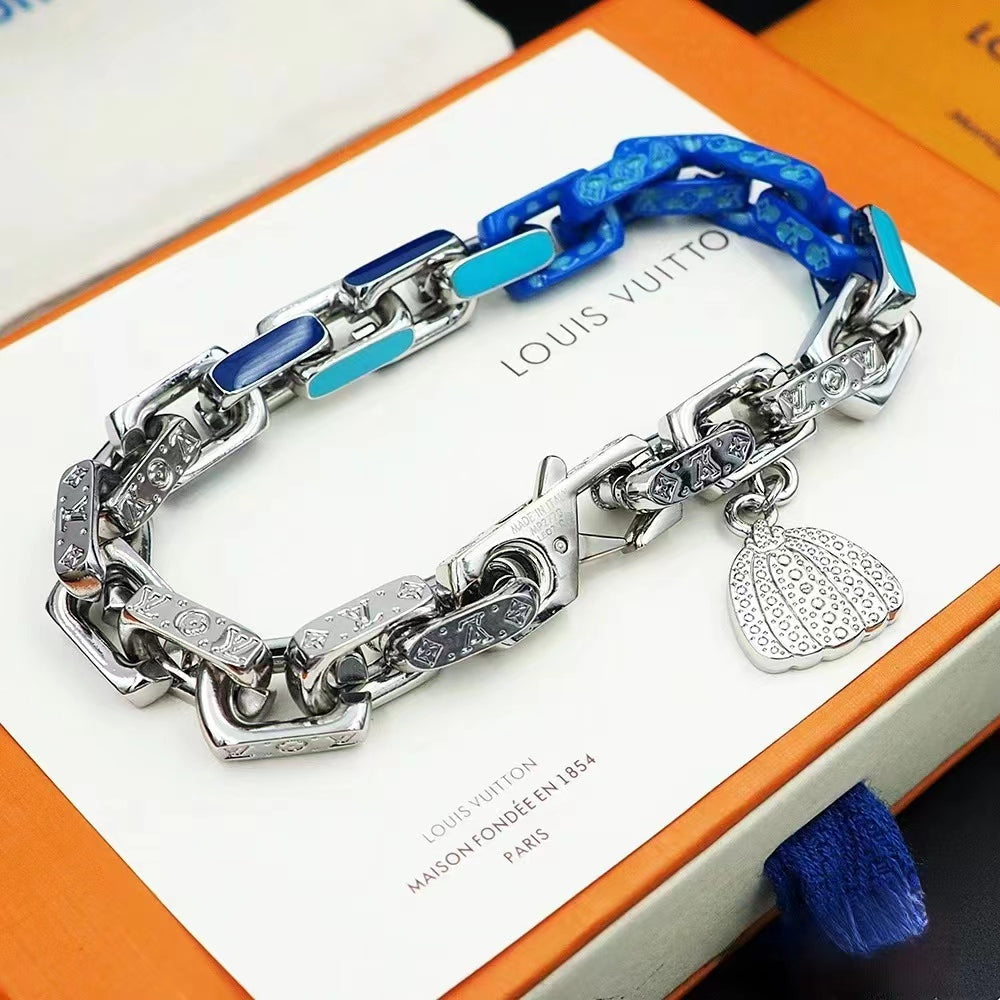 Blaues und silbernes Patchwork-Kürbisarmband 
