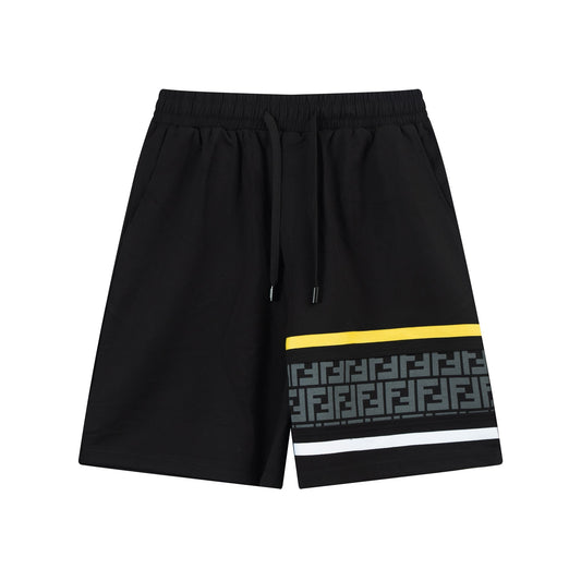 Short à motifs jaunes ornés