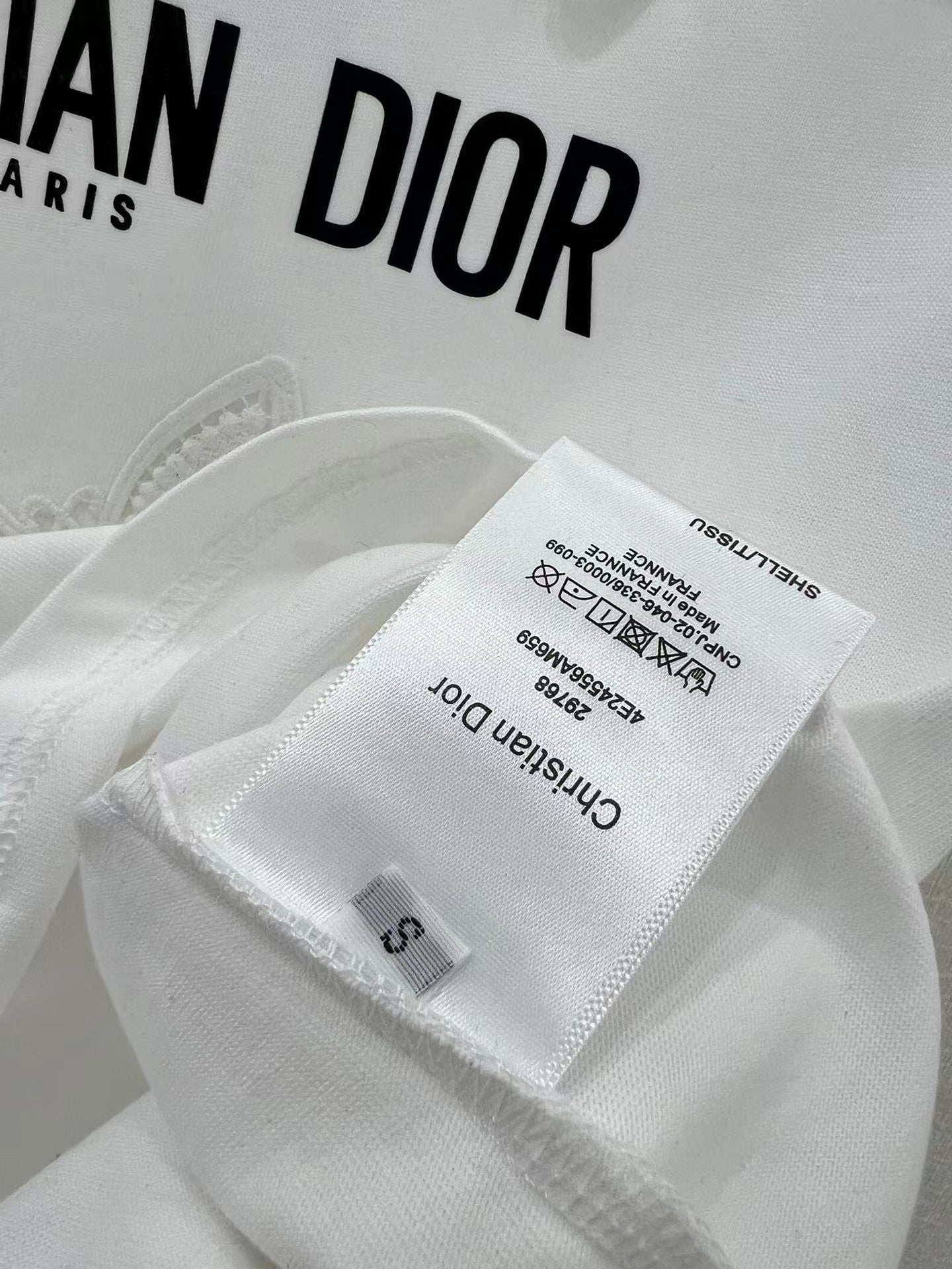 Manches courtes à la mode imprimées blanches