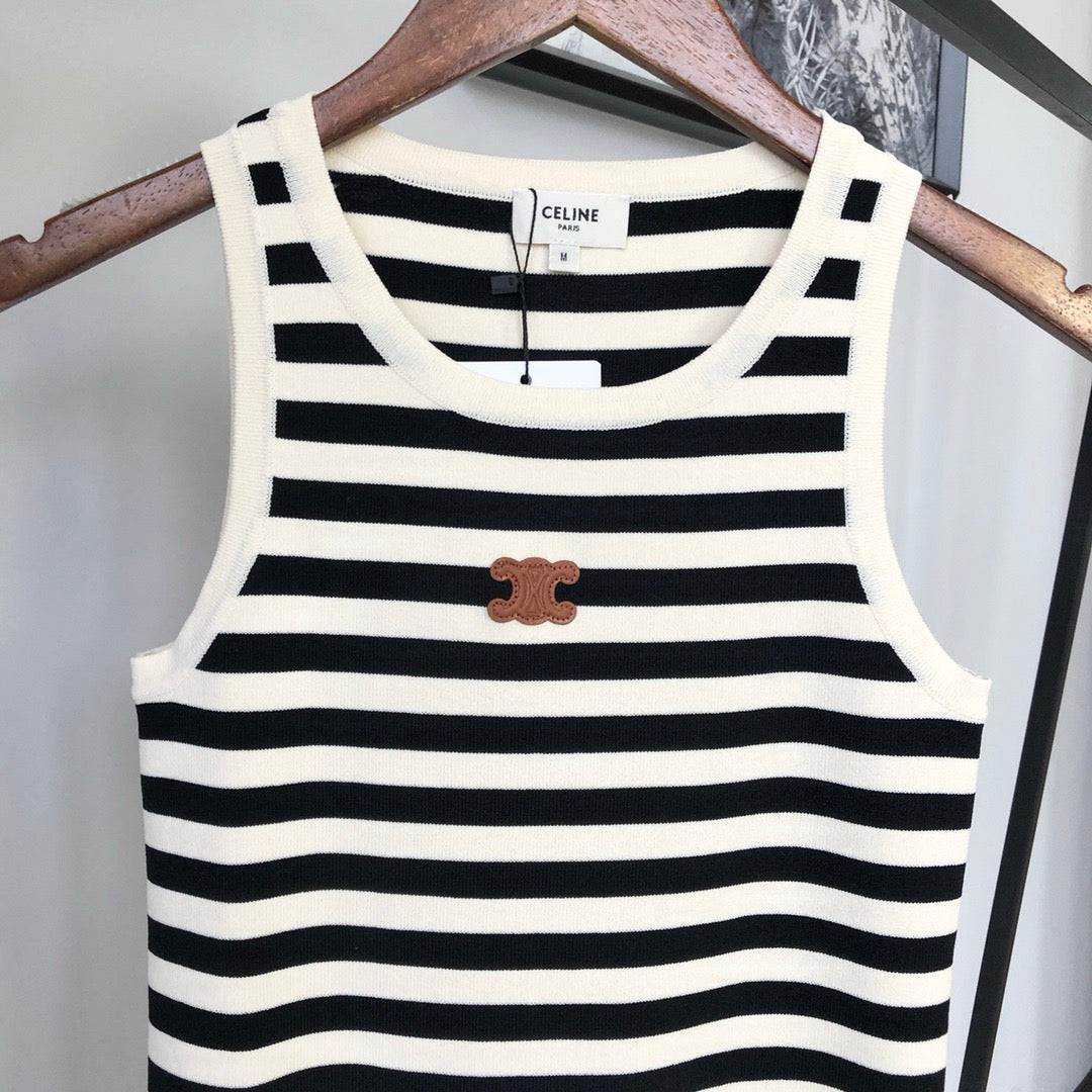 Gilet rayé noir et blanc
