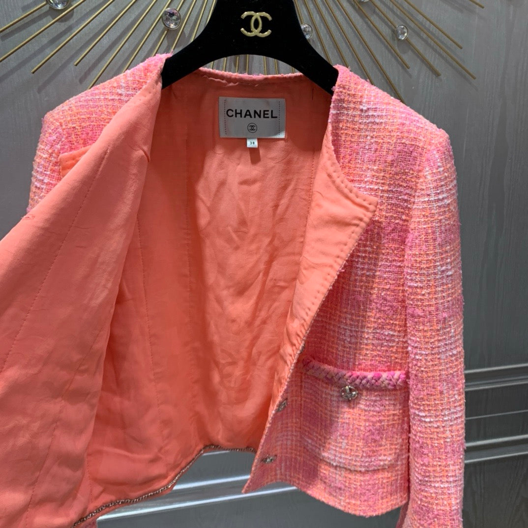 Wassermelonenrote karierte Jacke