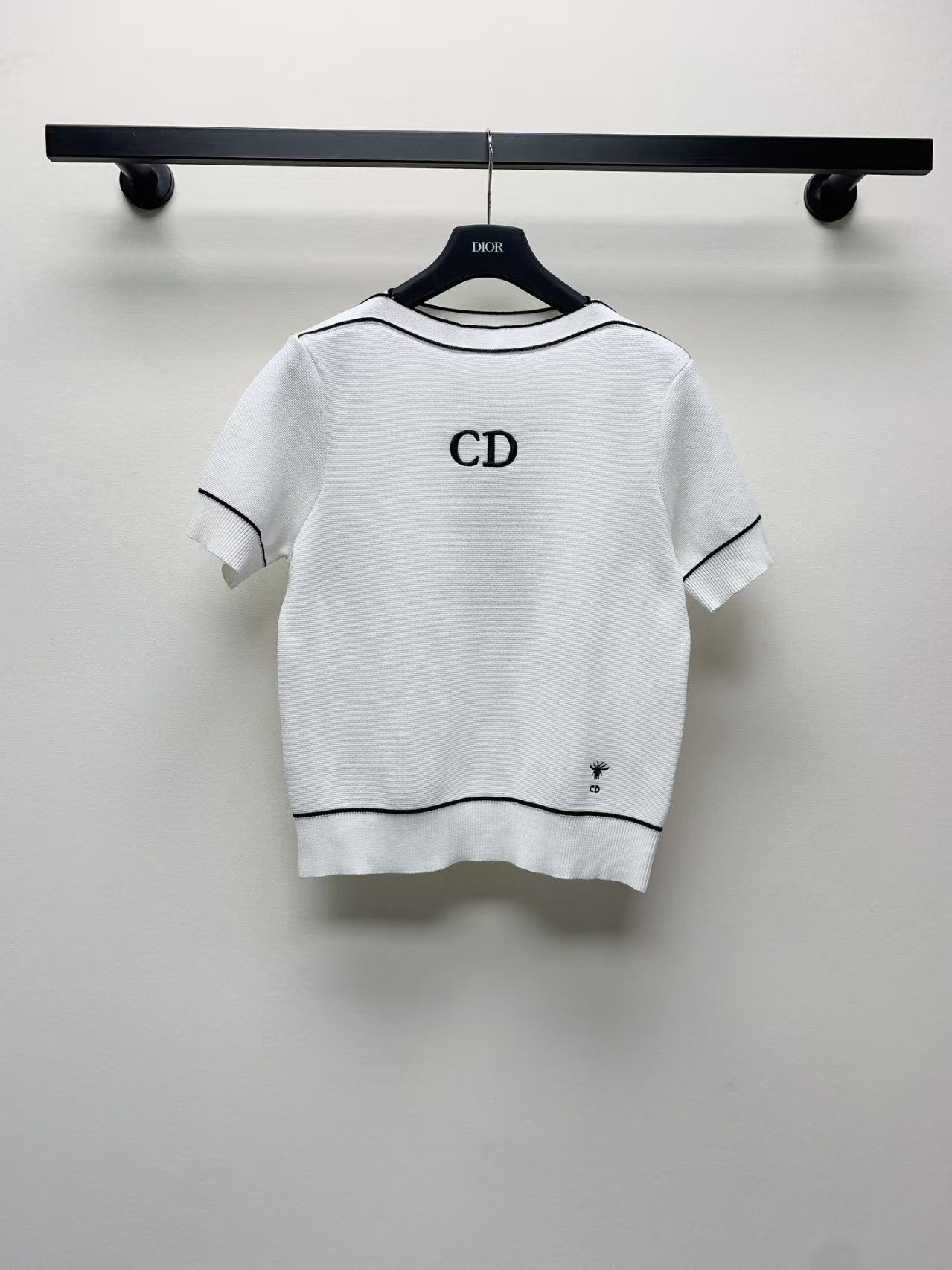 25ss Logo Little Bee Strickpullover mit kurzen Ärmeln