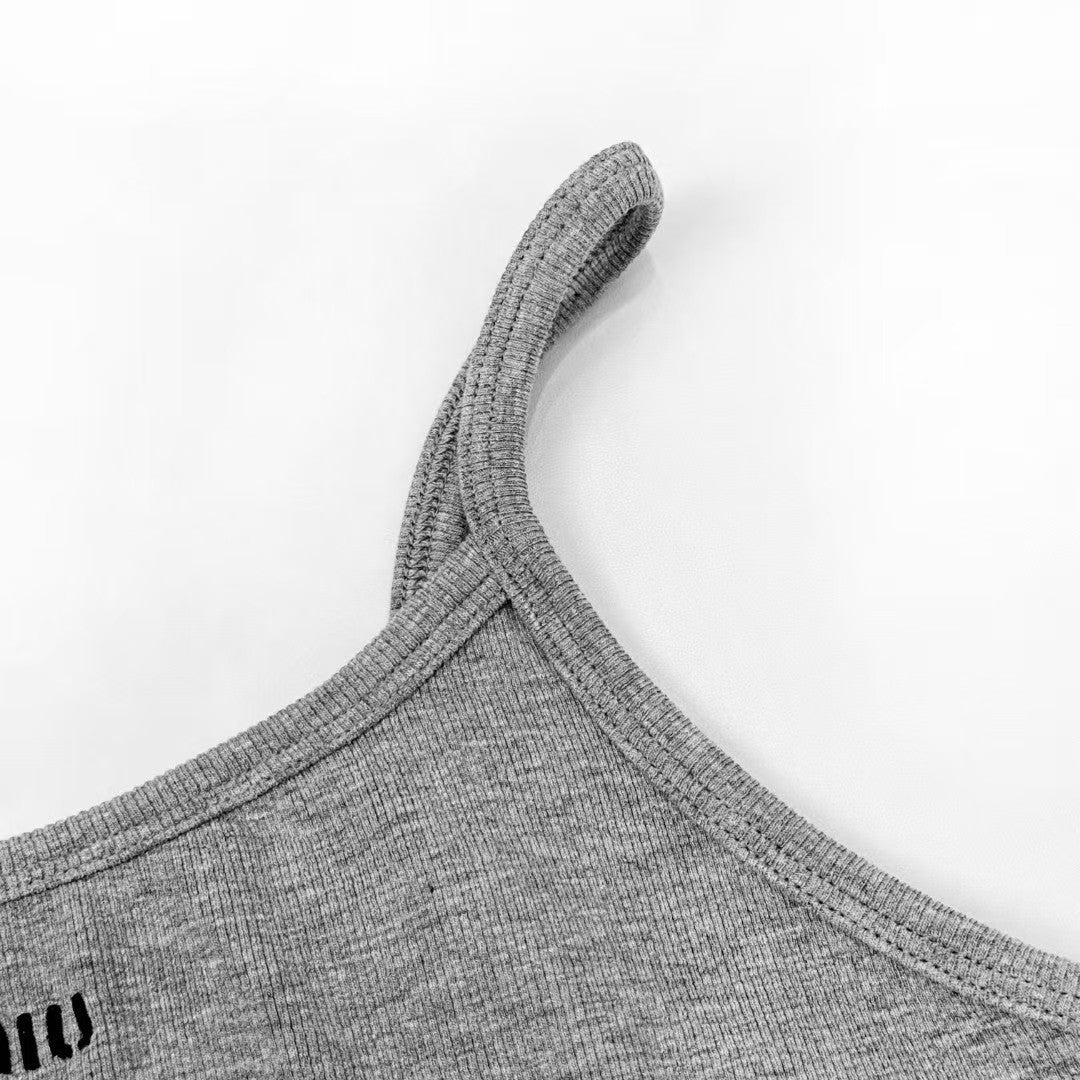 Hosenträger mit 25ss-Logostickerei