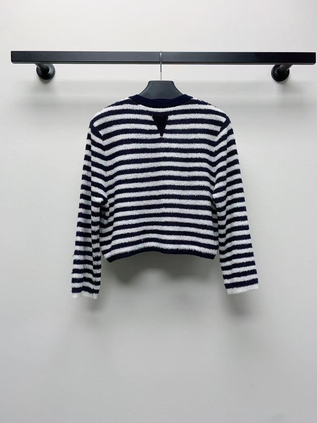 Cardigan en tricot rayé 25ss