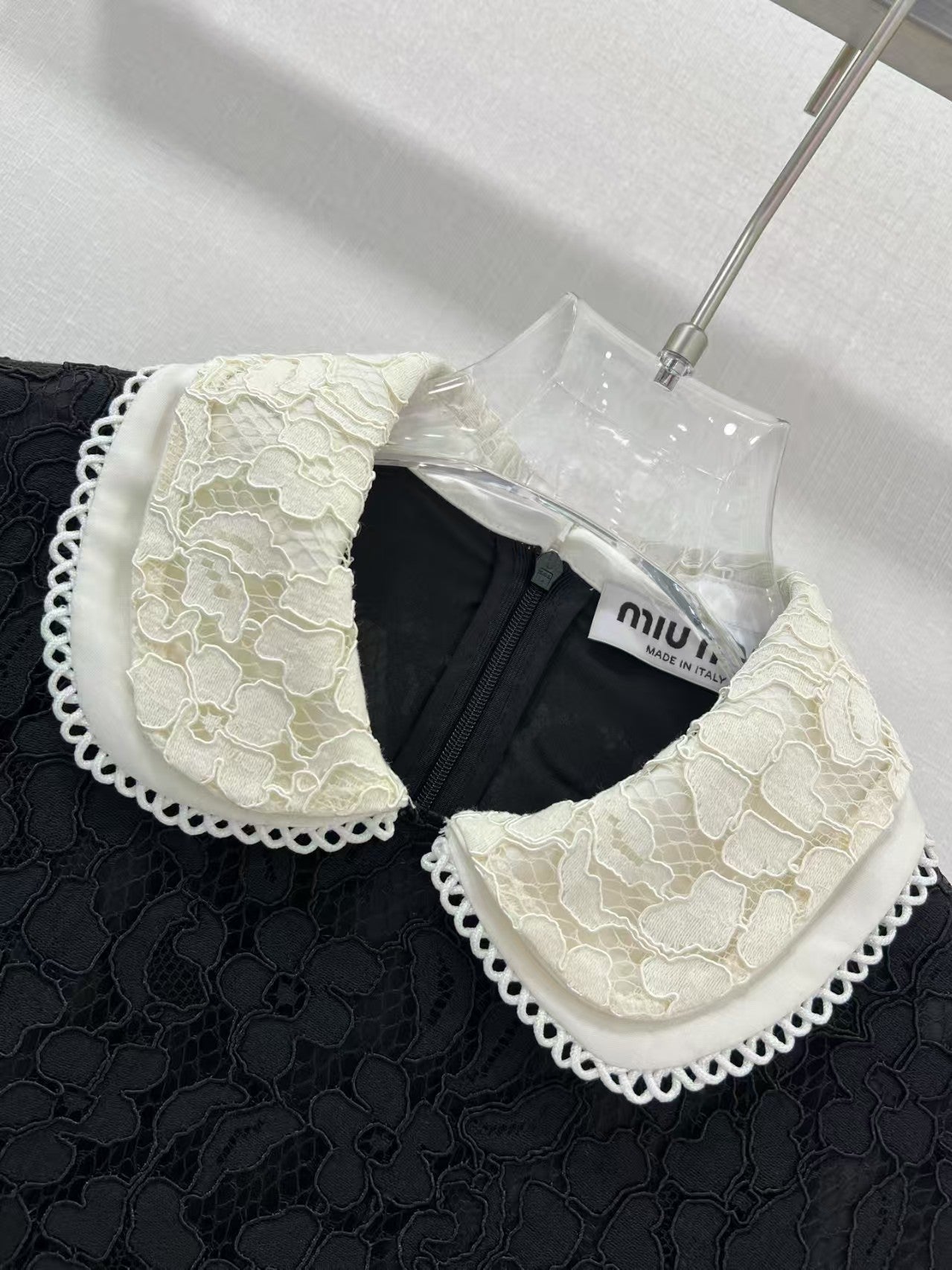 Robe en dentelle fleurie hydrosoluble de début de printemps (25 pièces)