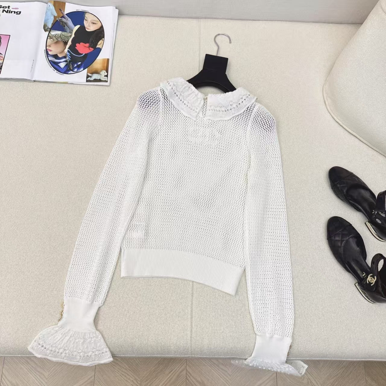 Cardigan en tricot à col en dentelle et volants de début de printemps