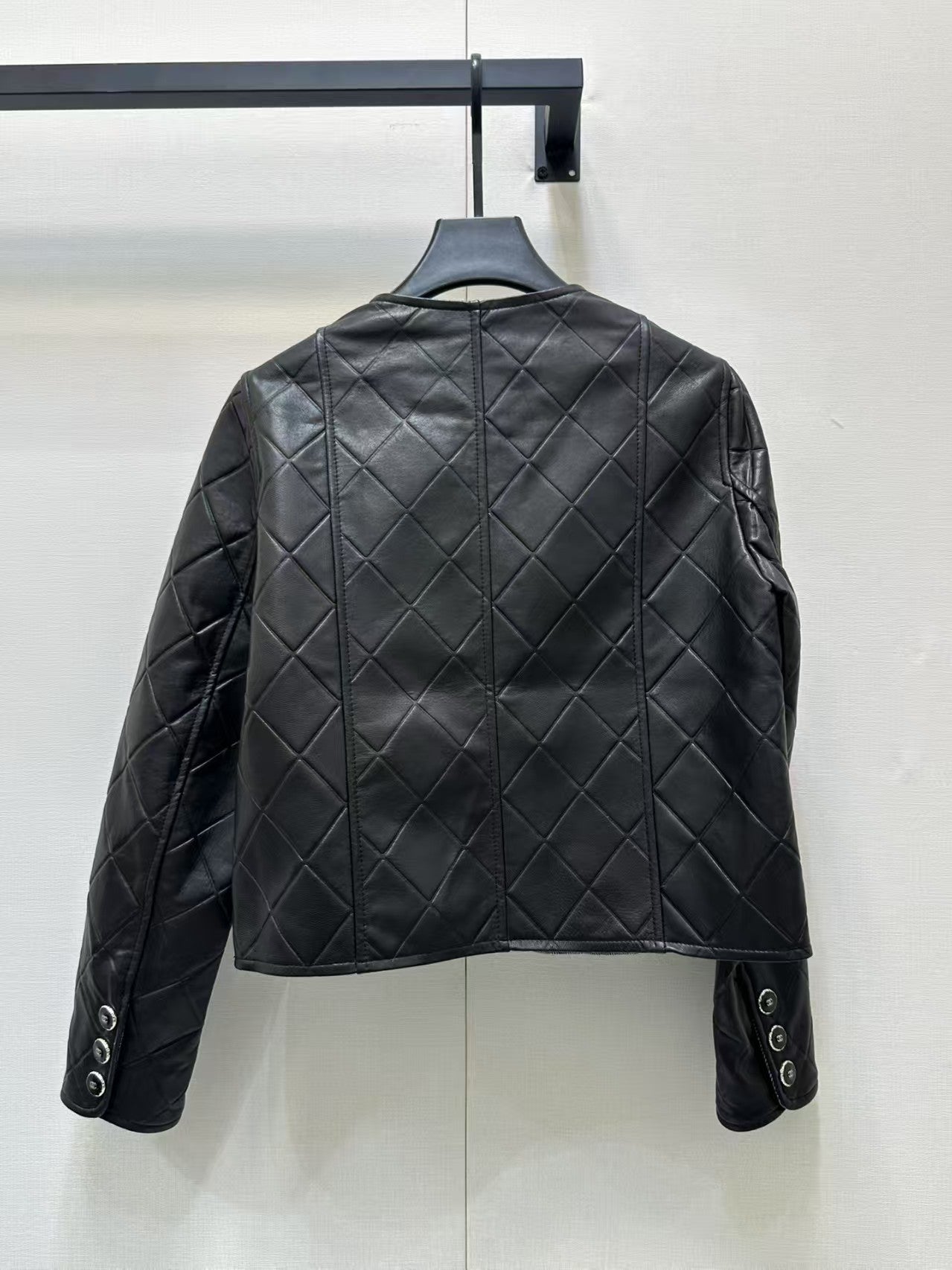 25 nouvelles vestes en peau d'agneau