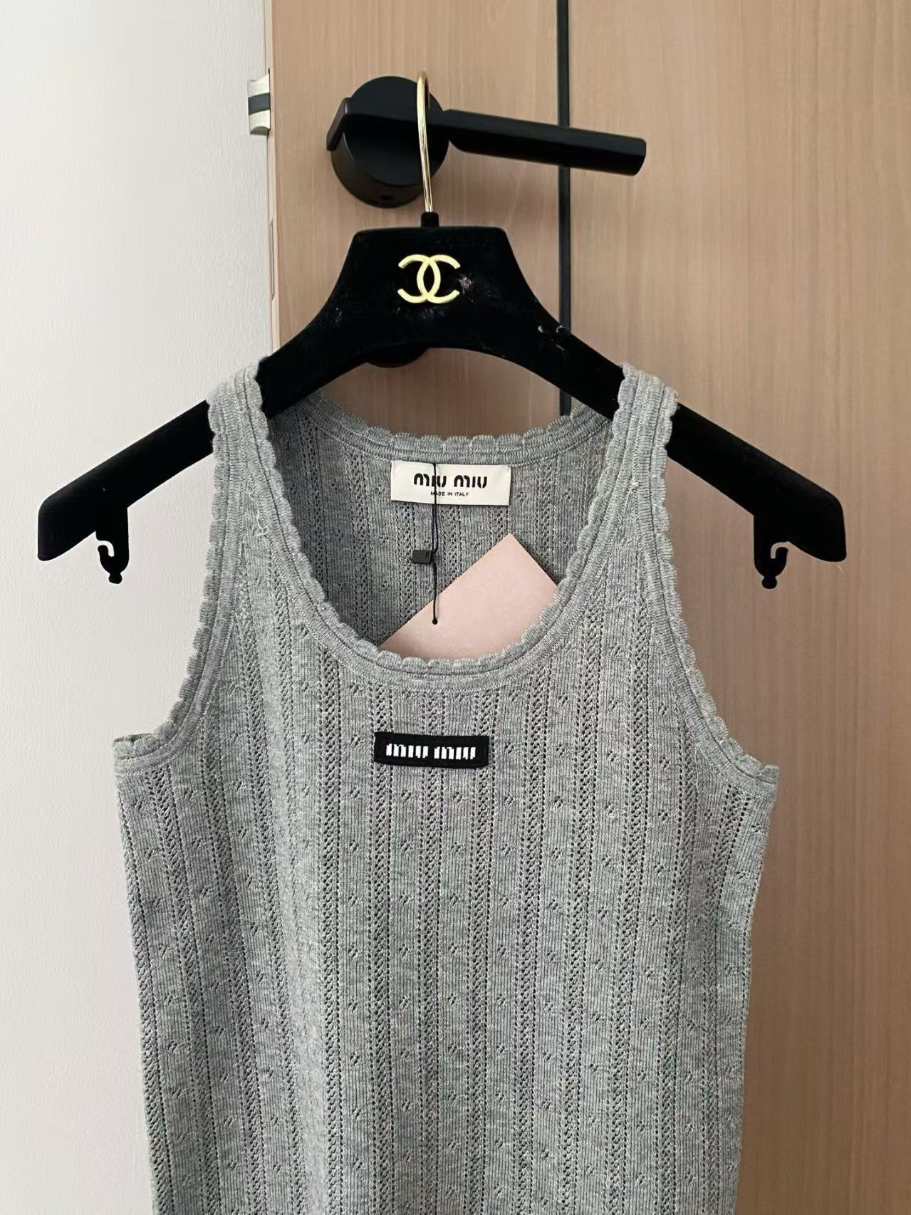 25 Seidenweste