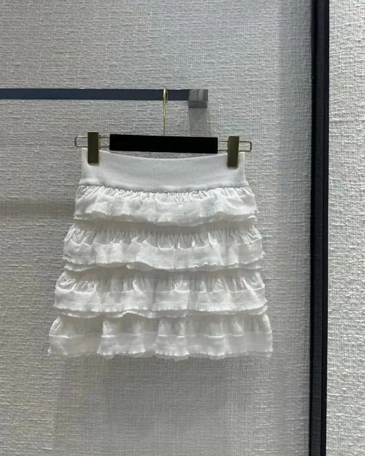 Jupe à gâteau blanche