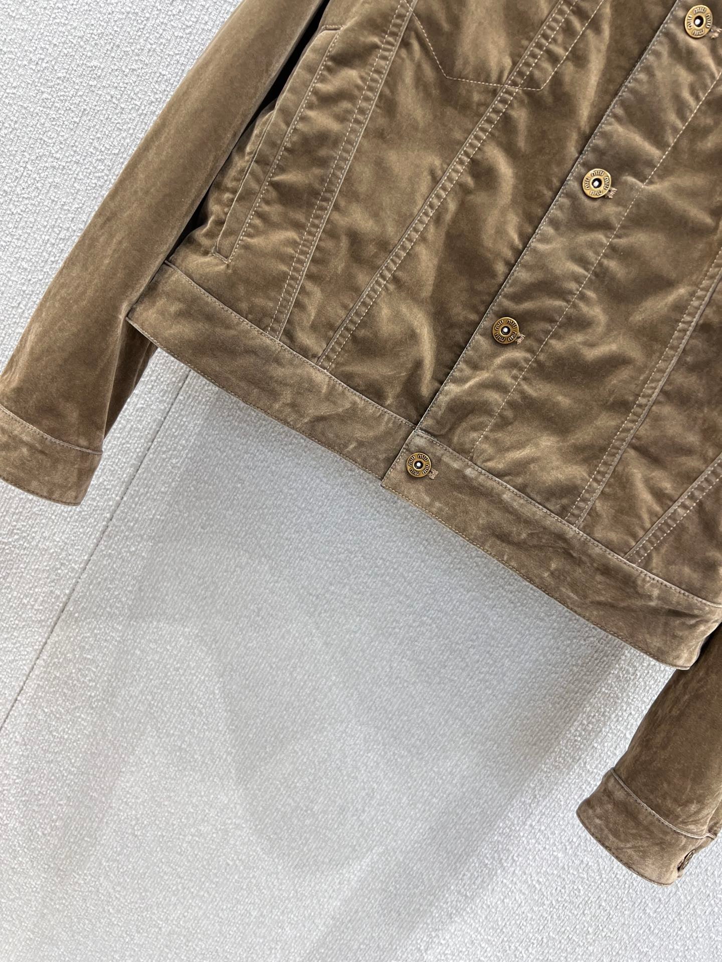 Veste simple boutonnage en denim velours à revers