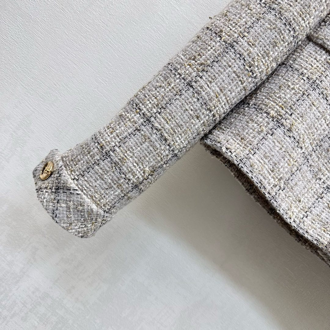 V-neck dress jacket