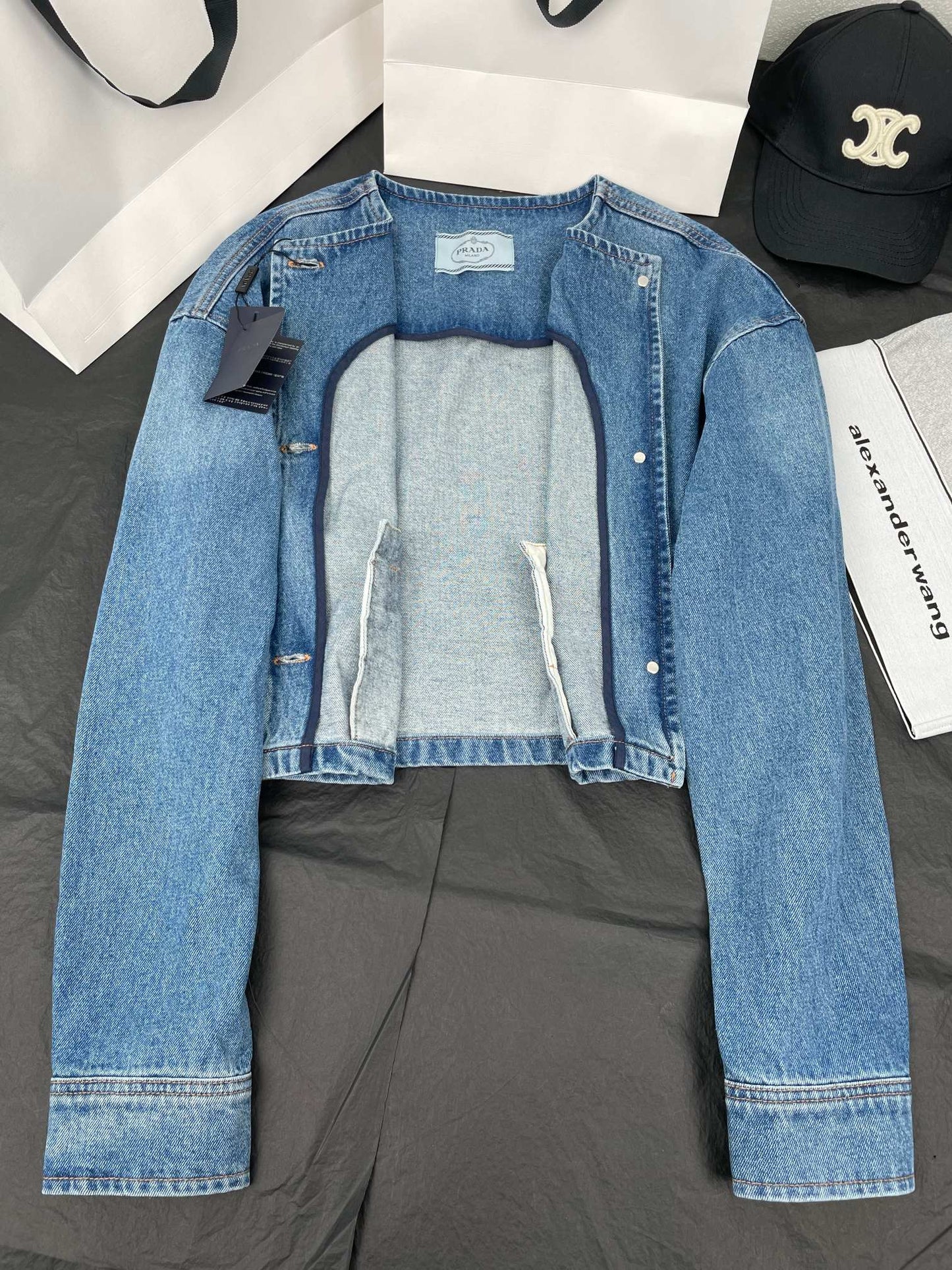 Veste zippée à manches longues et à capuche imprimée